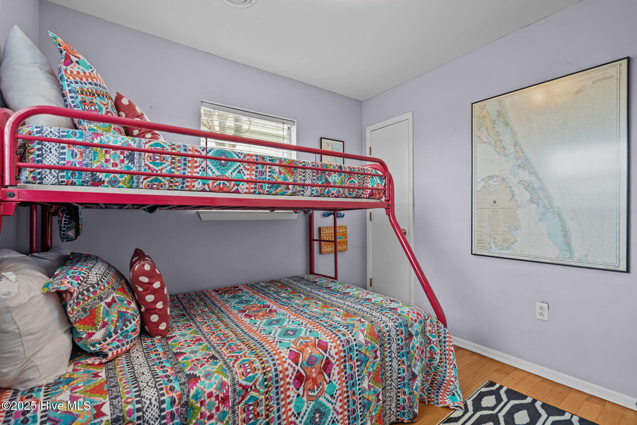 2906 E Dolphin Drive