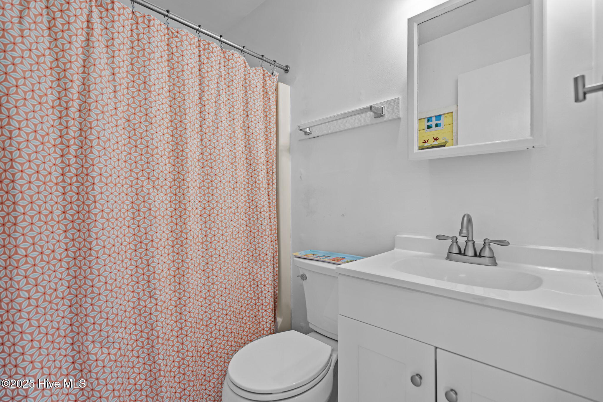 2906 E Dolphin Drive