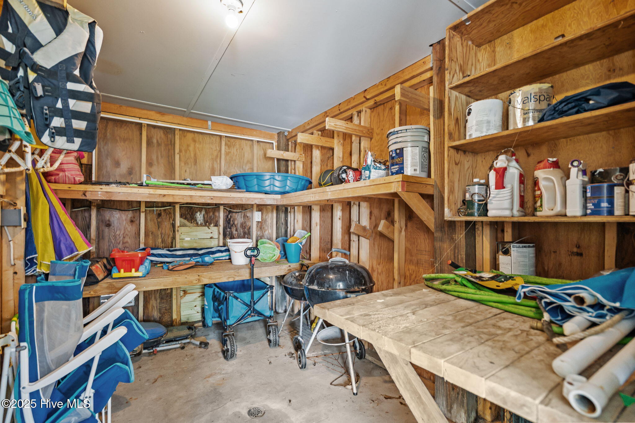 2906 E Dolphin Drive