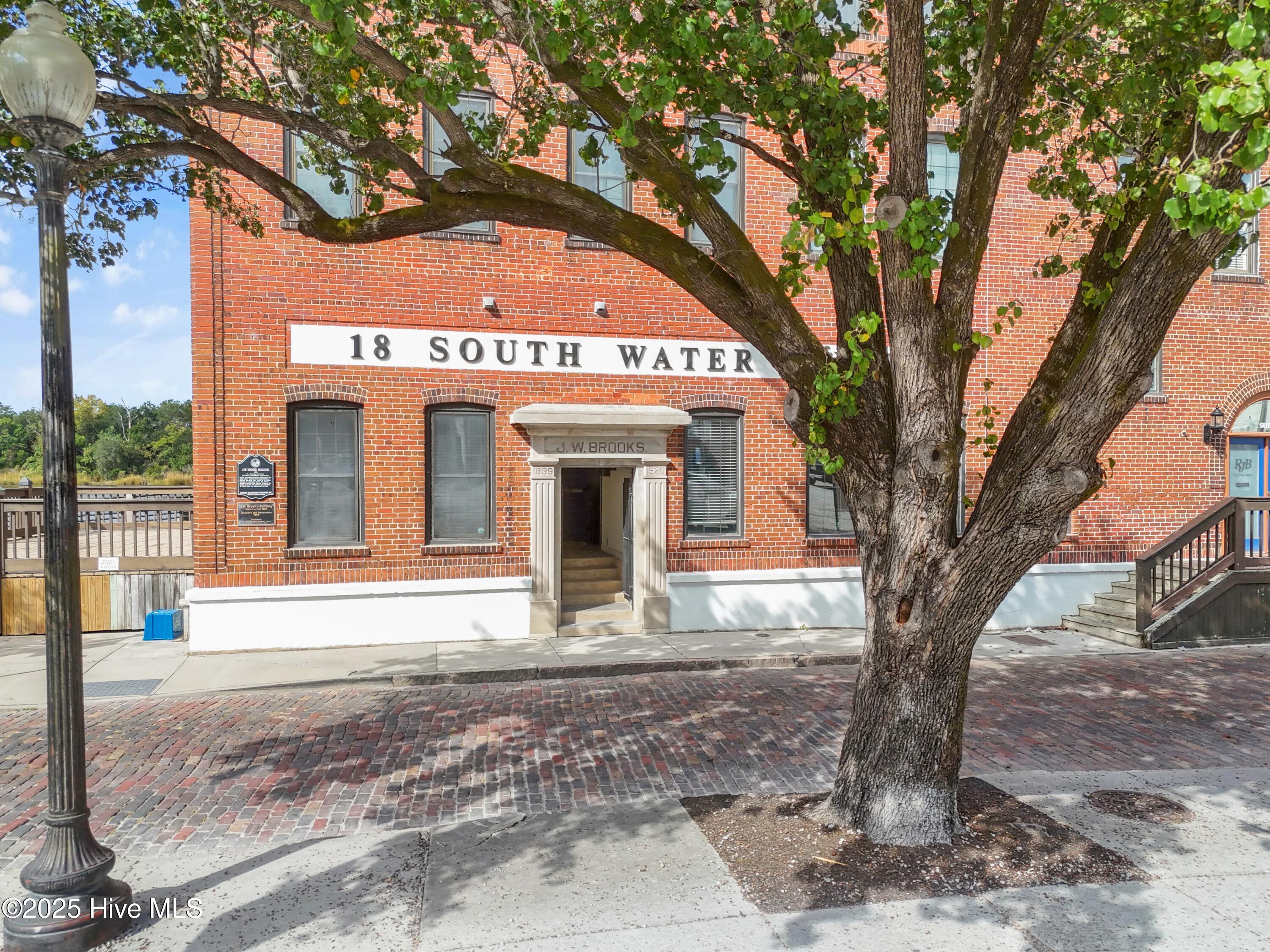 18 S Water Street, Ste 1