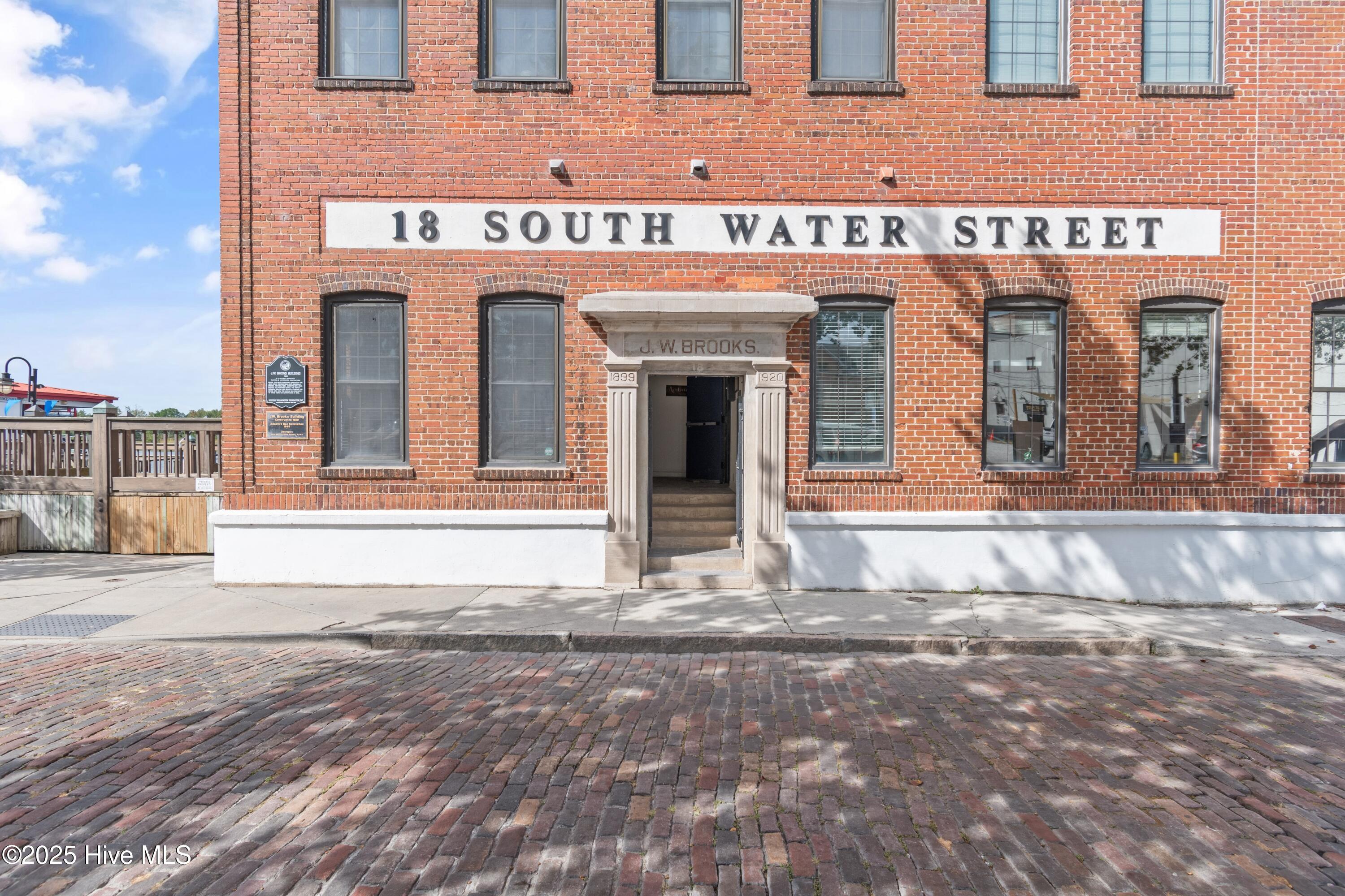 18 S Water Street, Ste 1