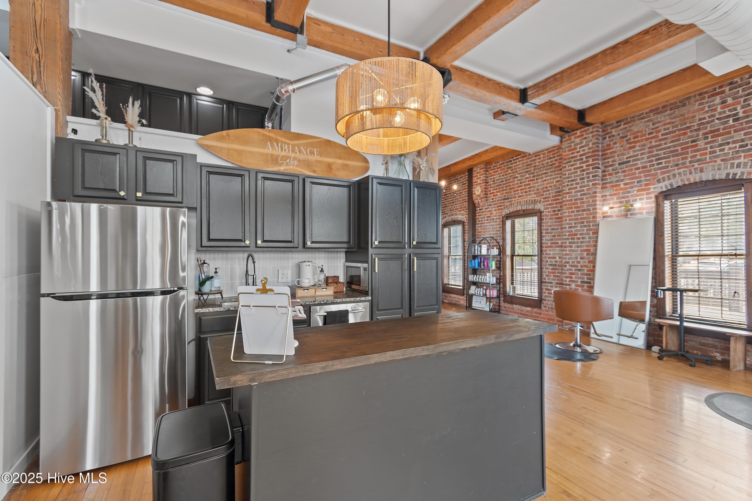 18 S Water Street, Ste 1