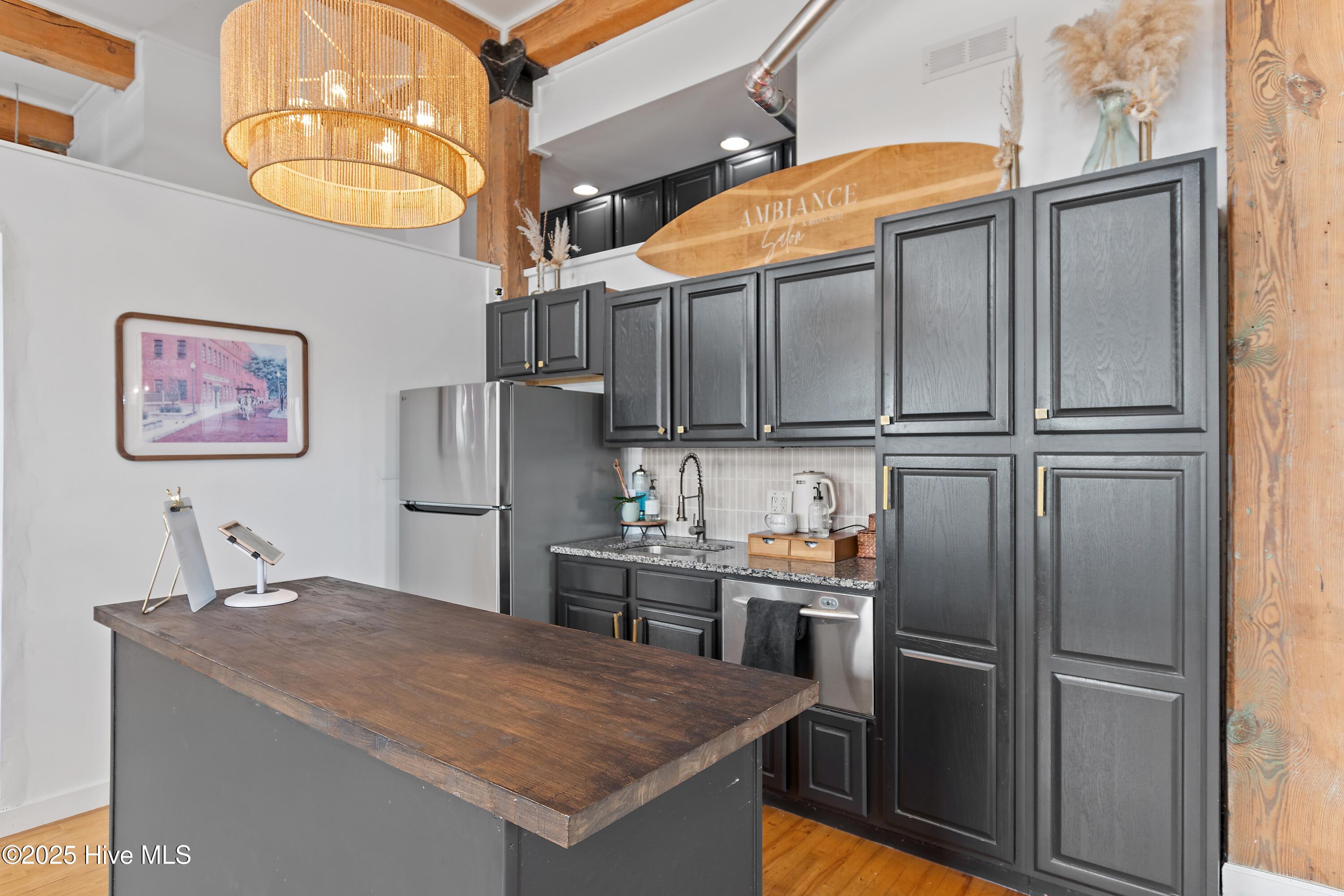 18 S Water Street, Ste 1