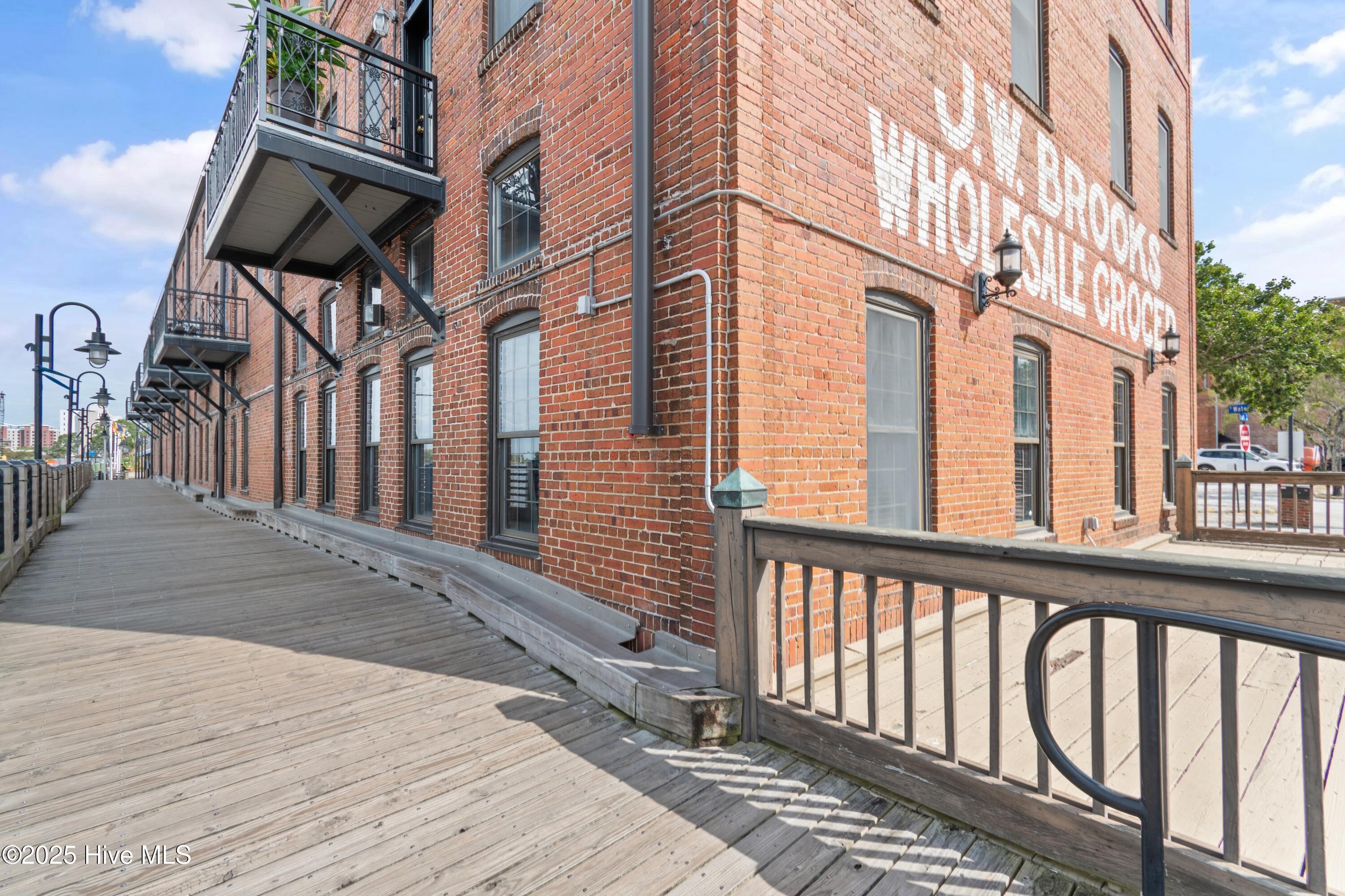 18 S Water Street, Ste 1