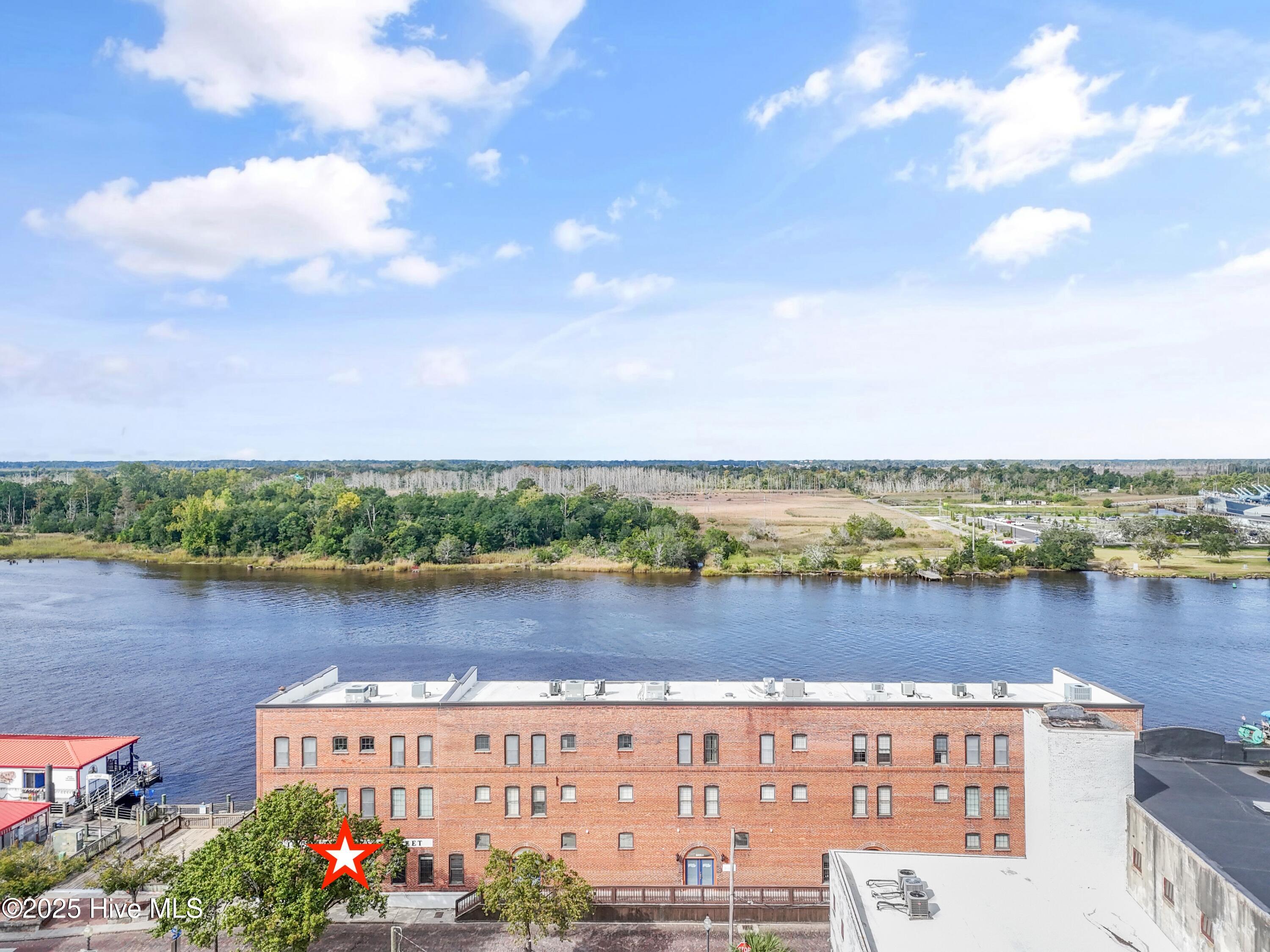 18 S Water Street, Ste 1