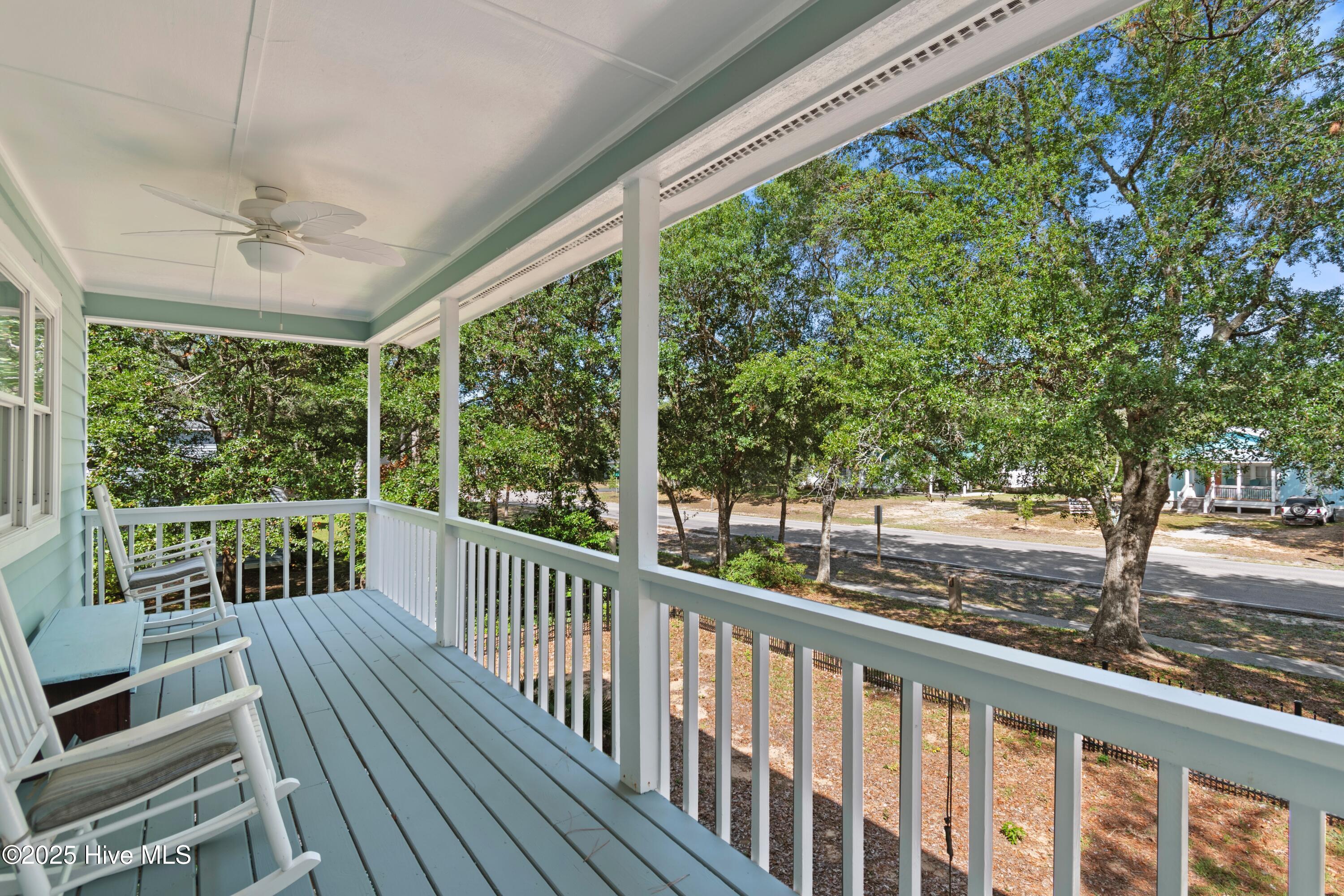 101 W Oak Island Drive