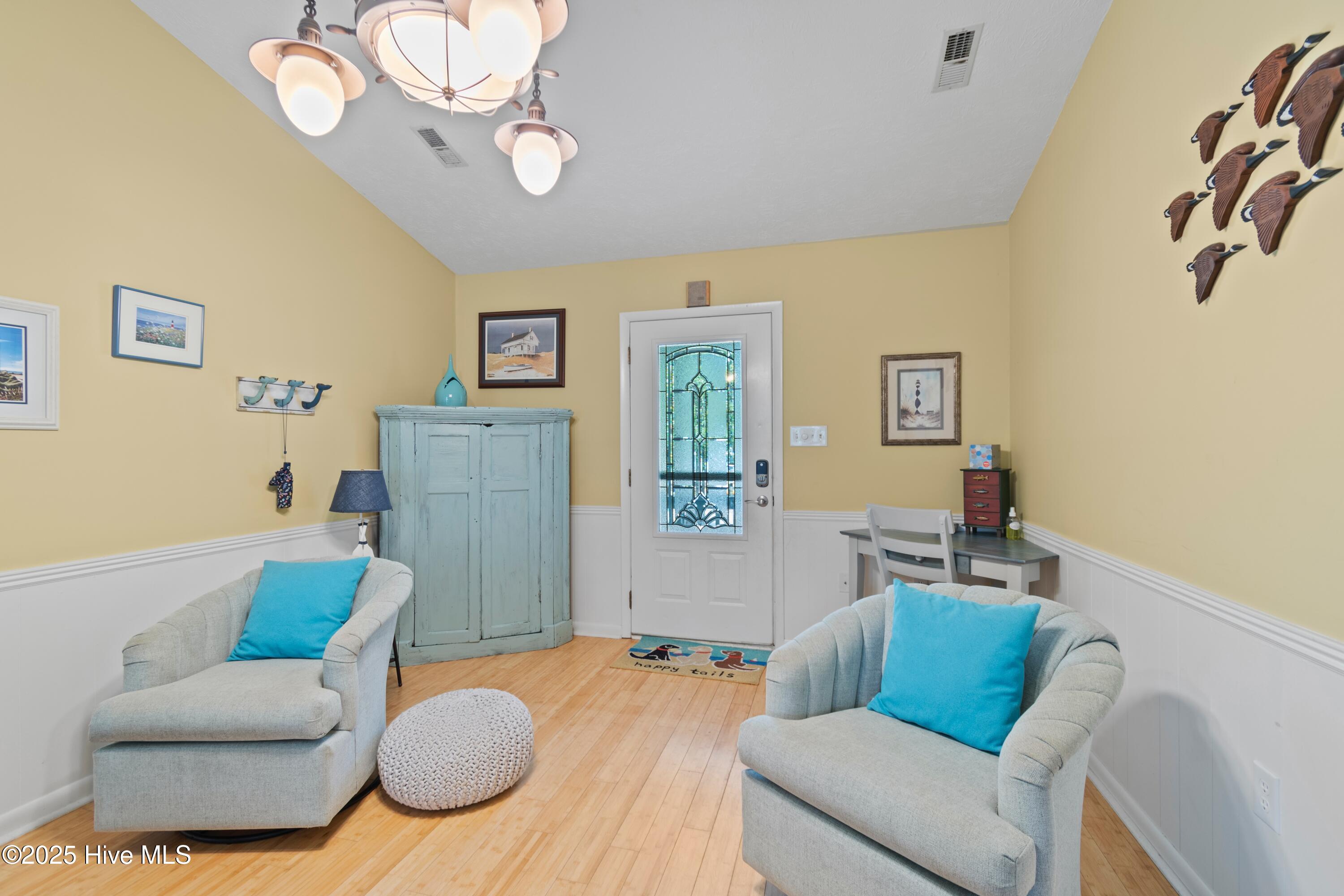 101 W Oak Island Drive