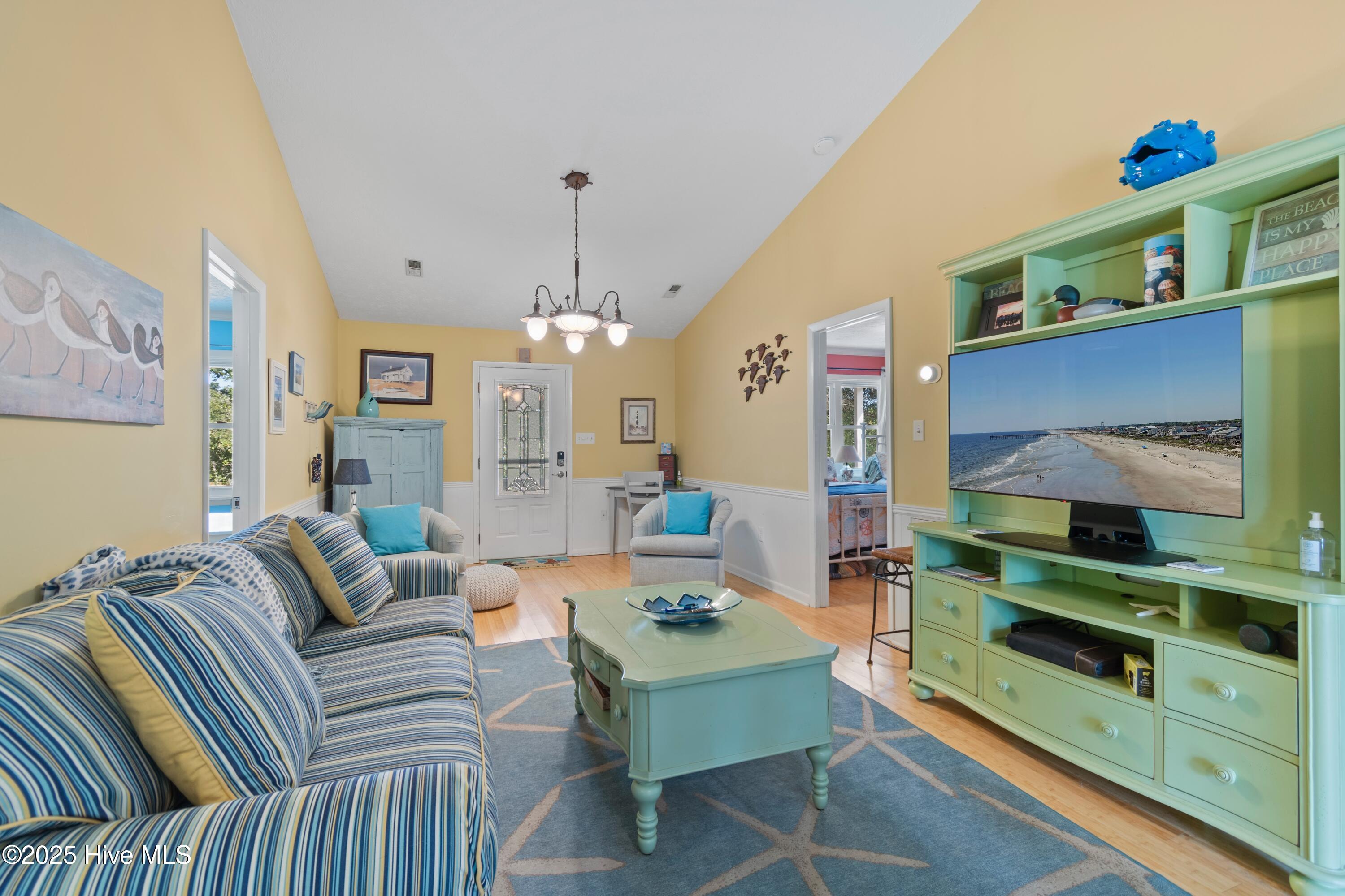 101 W Oak Island Drive