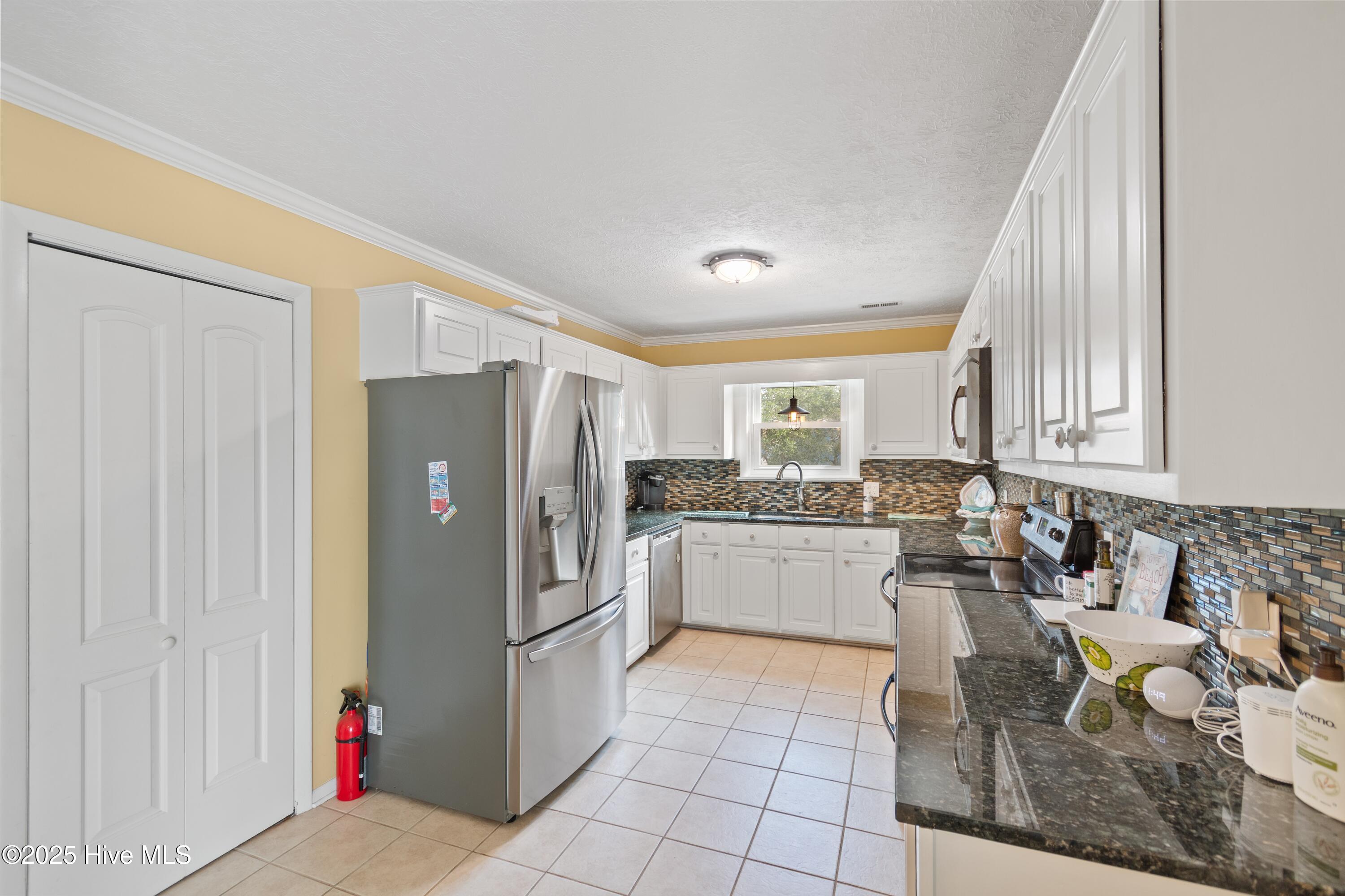 101 W Oak Island Drive