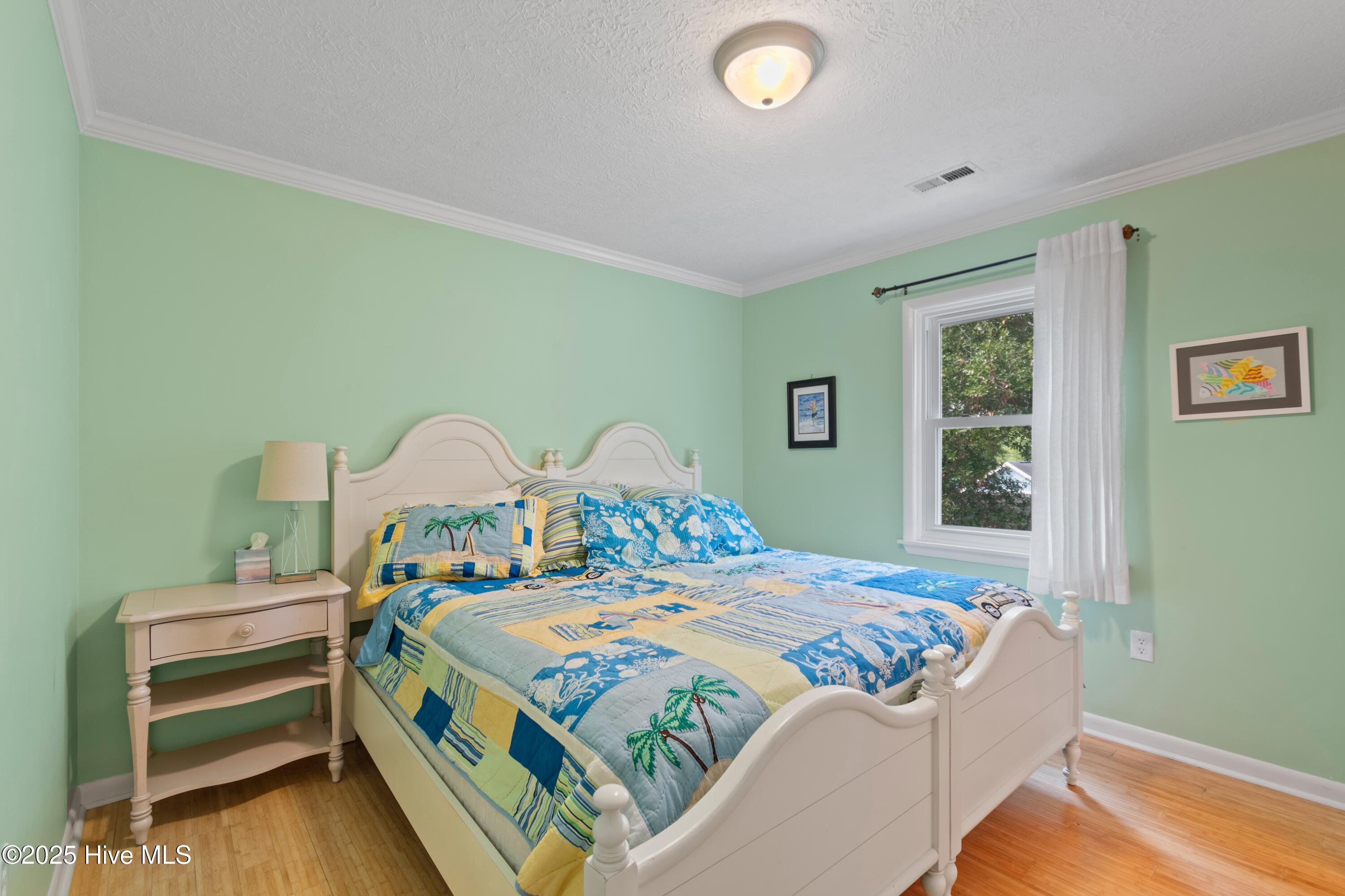 101 W Oak Island Drive