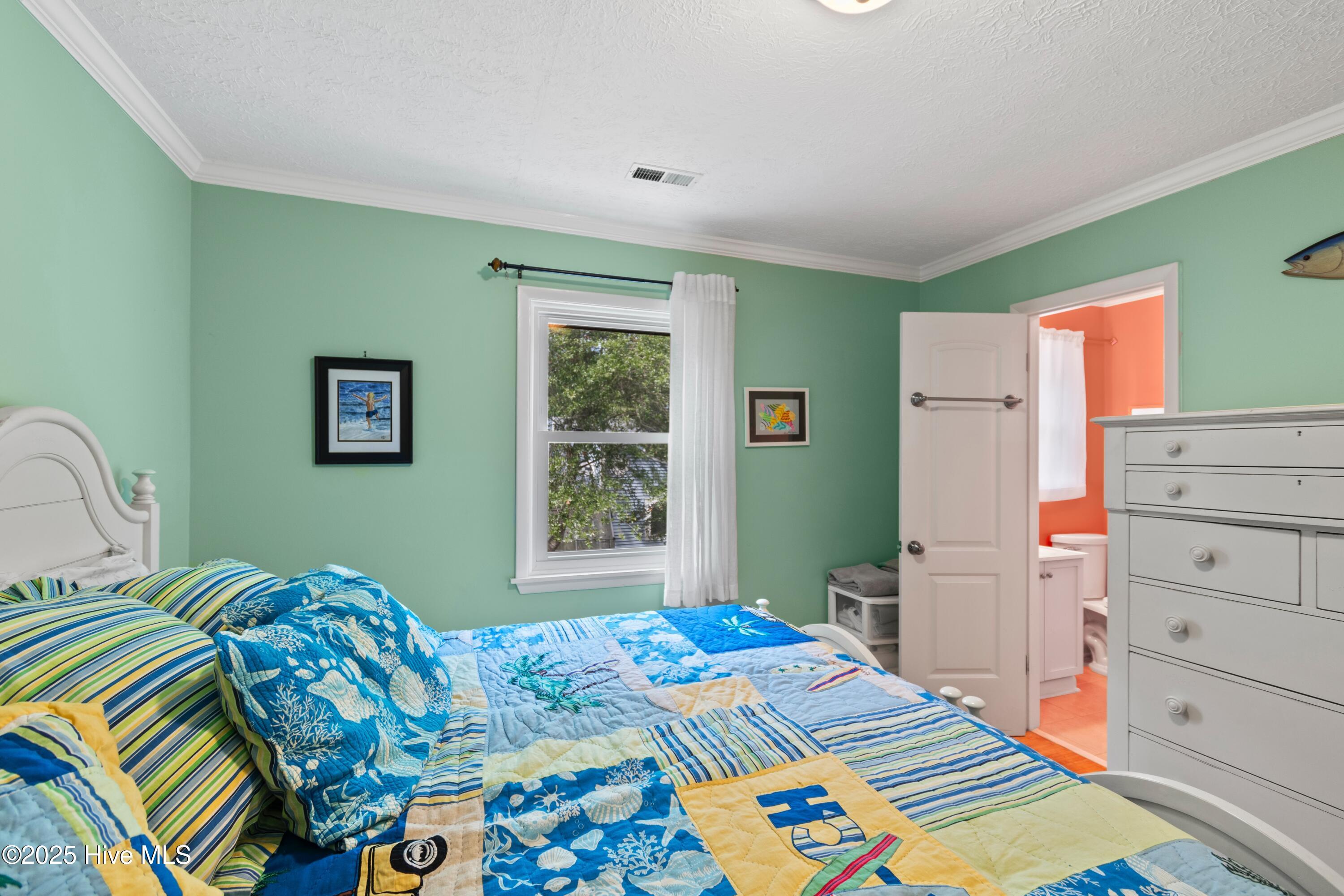 101 W Oak Island Drive