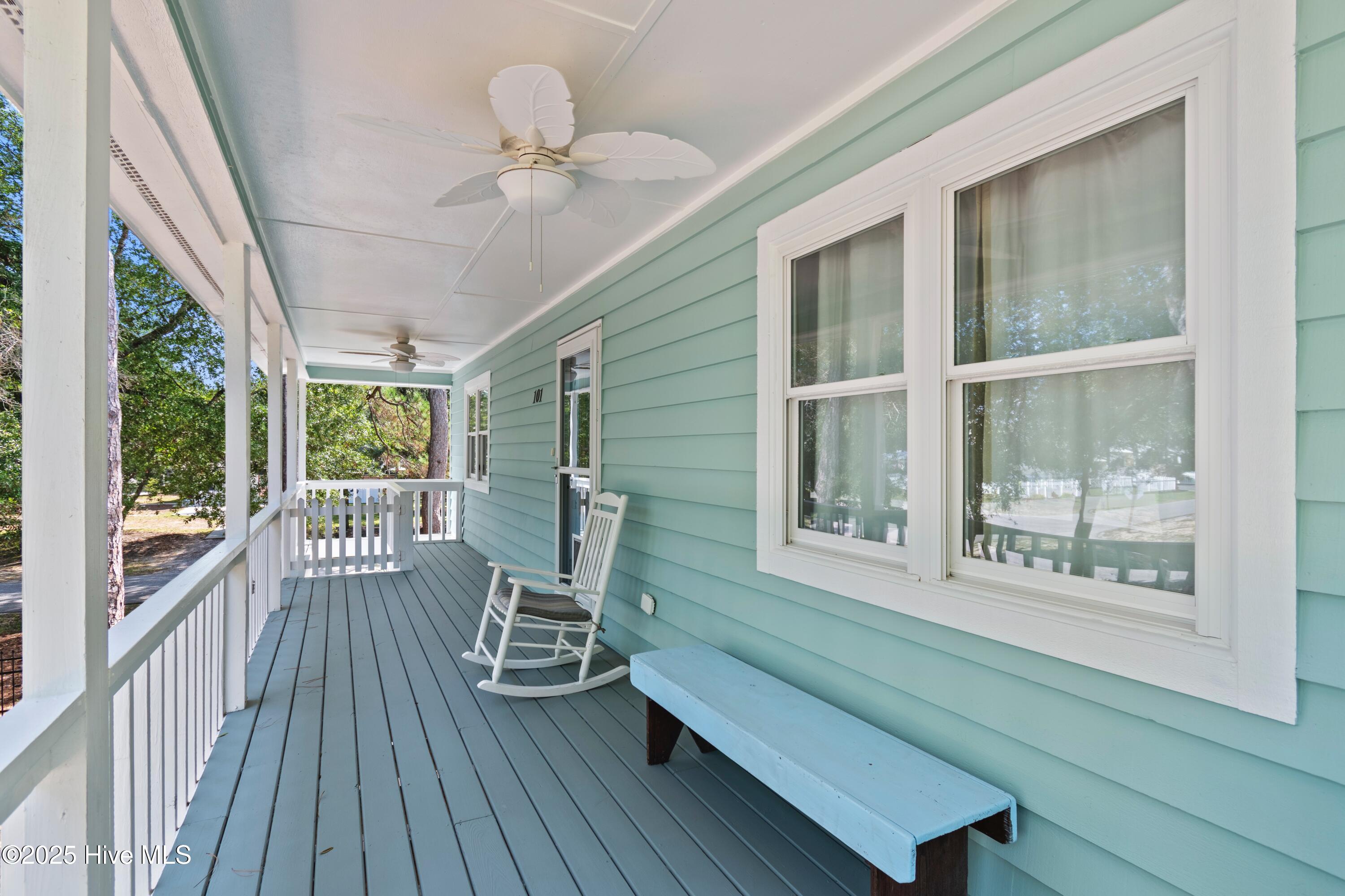 101 W Oak Island Drive