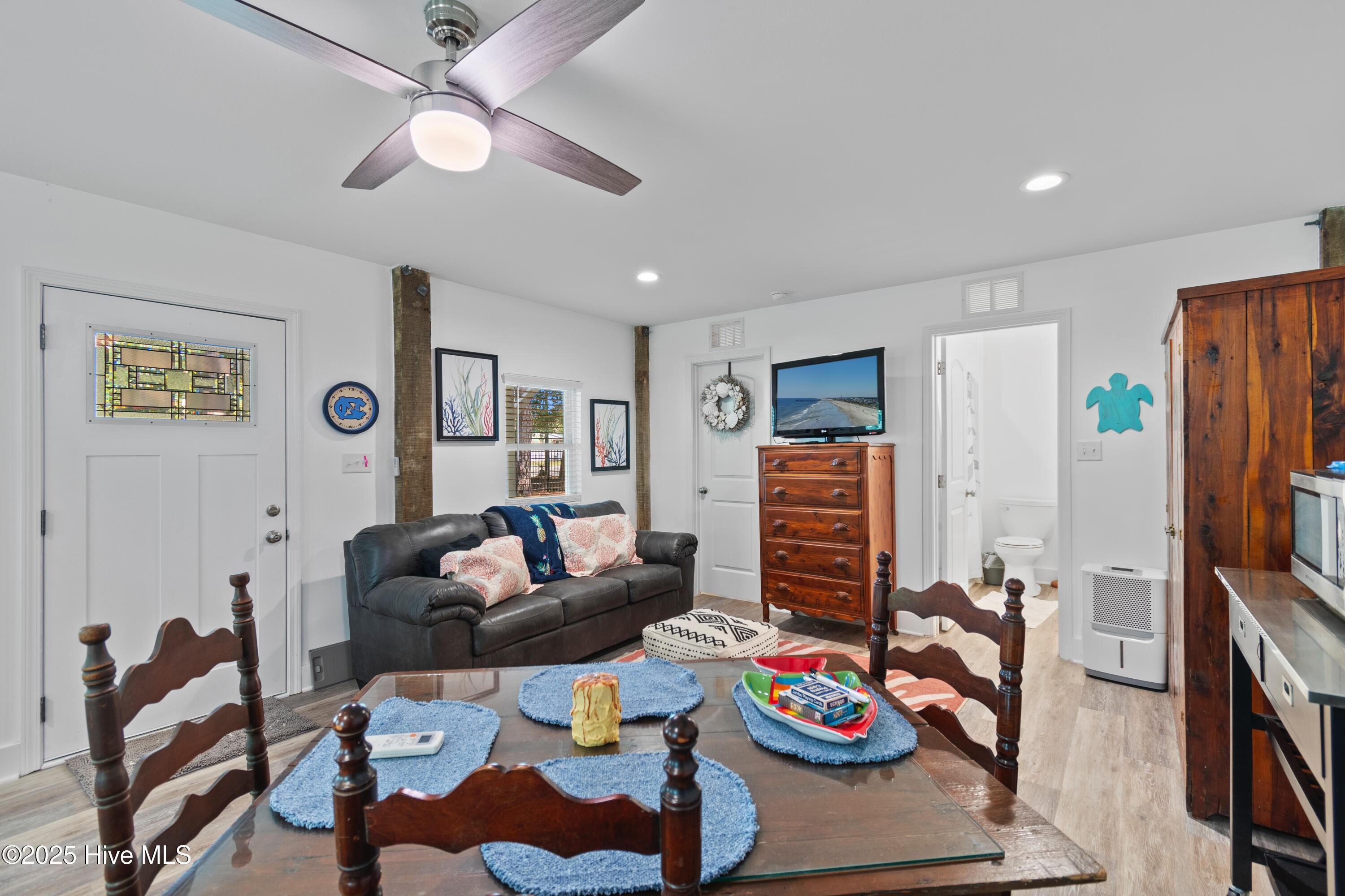 101 W Oak Island Drive