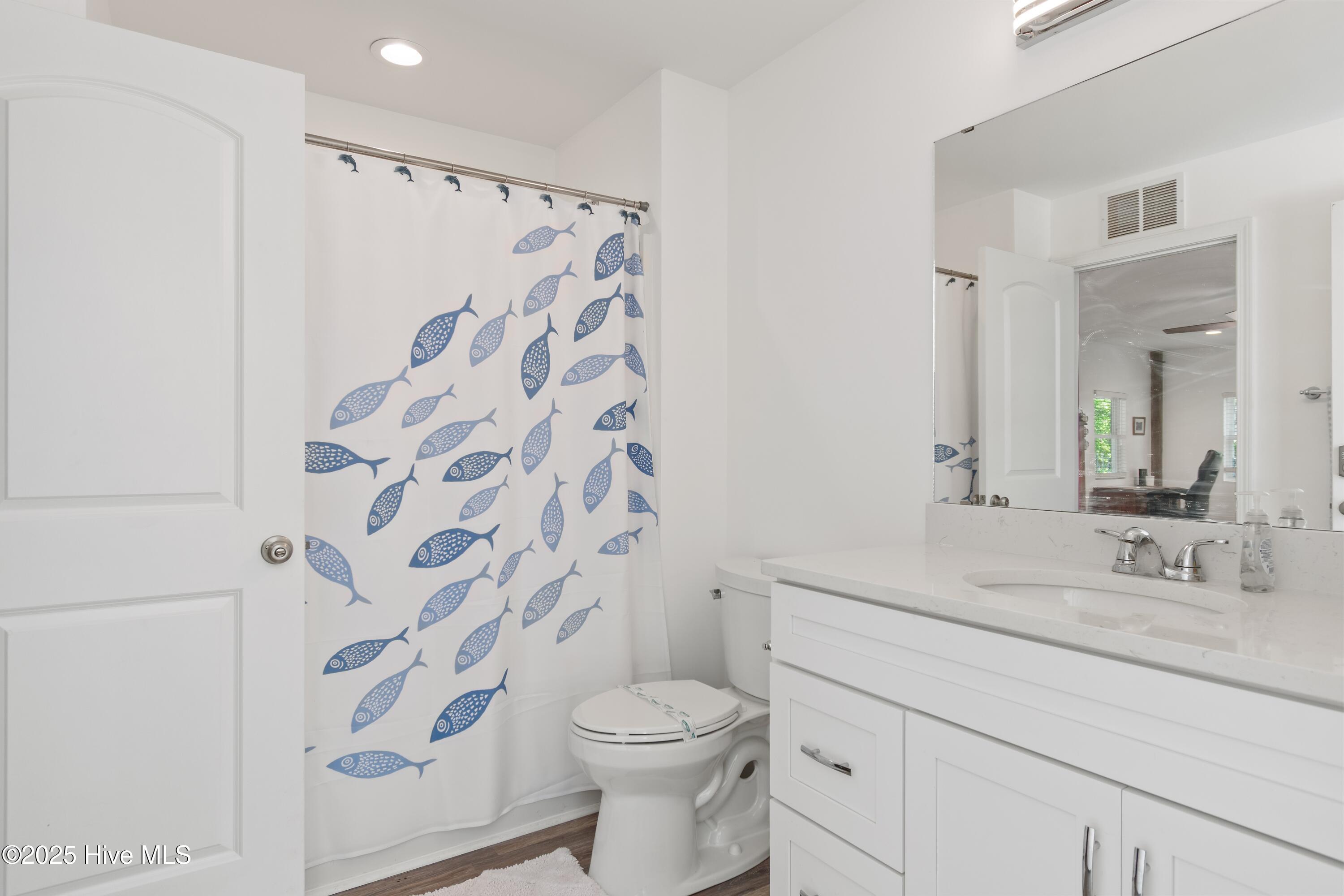 101 W Oak Island Drive