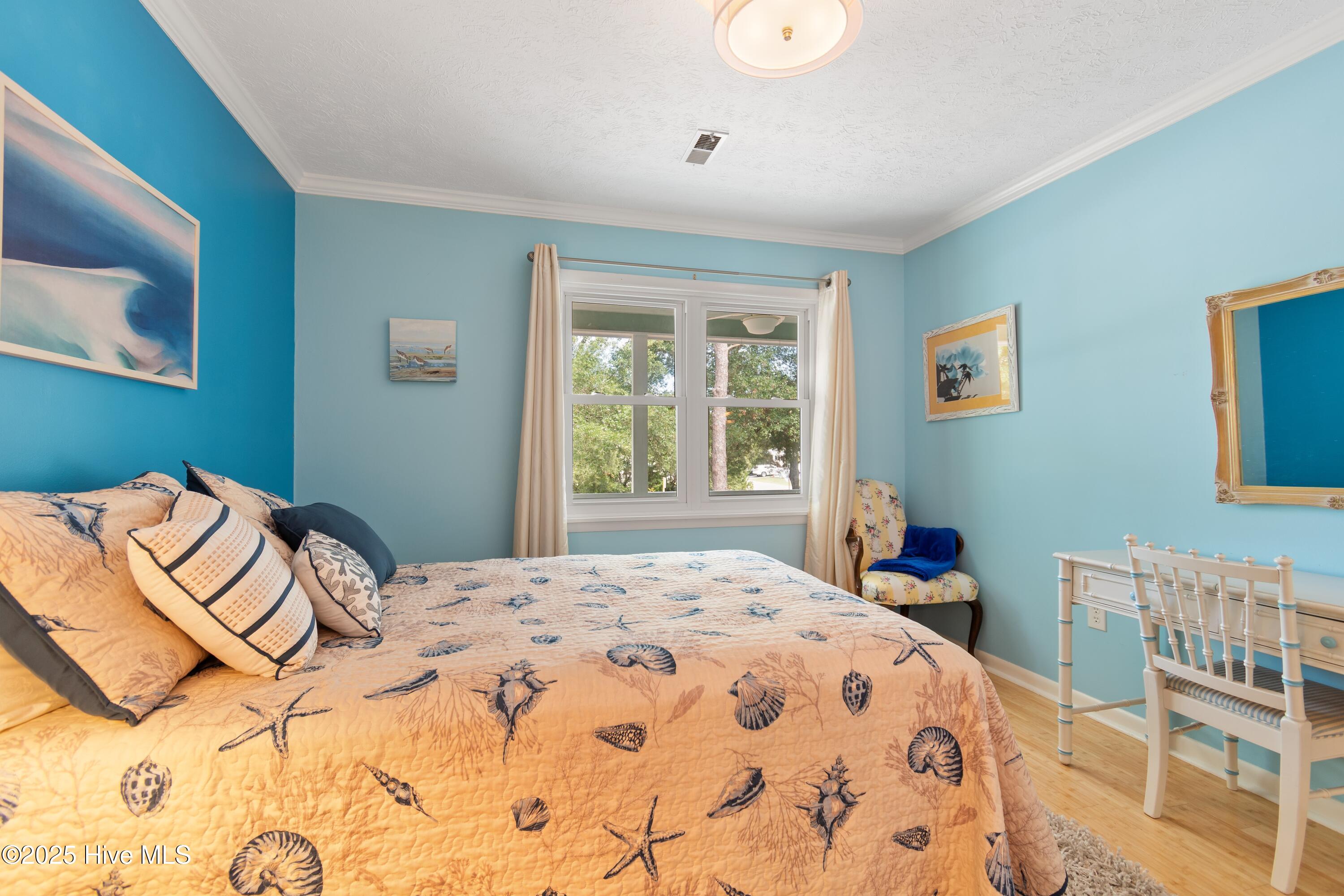 101 W Oak Island Drive