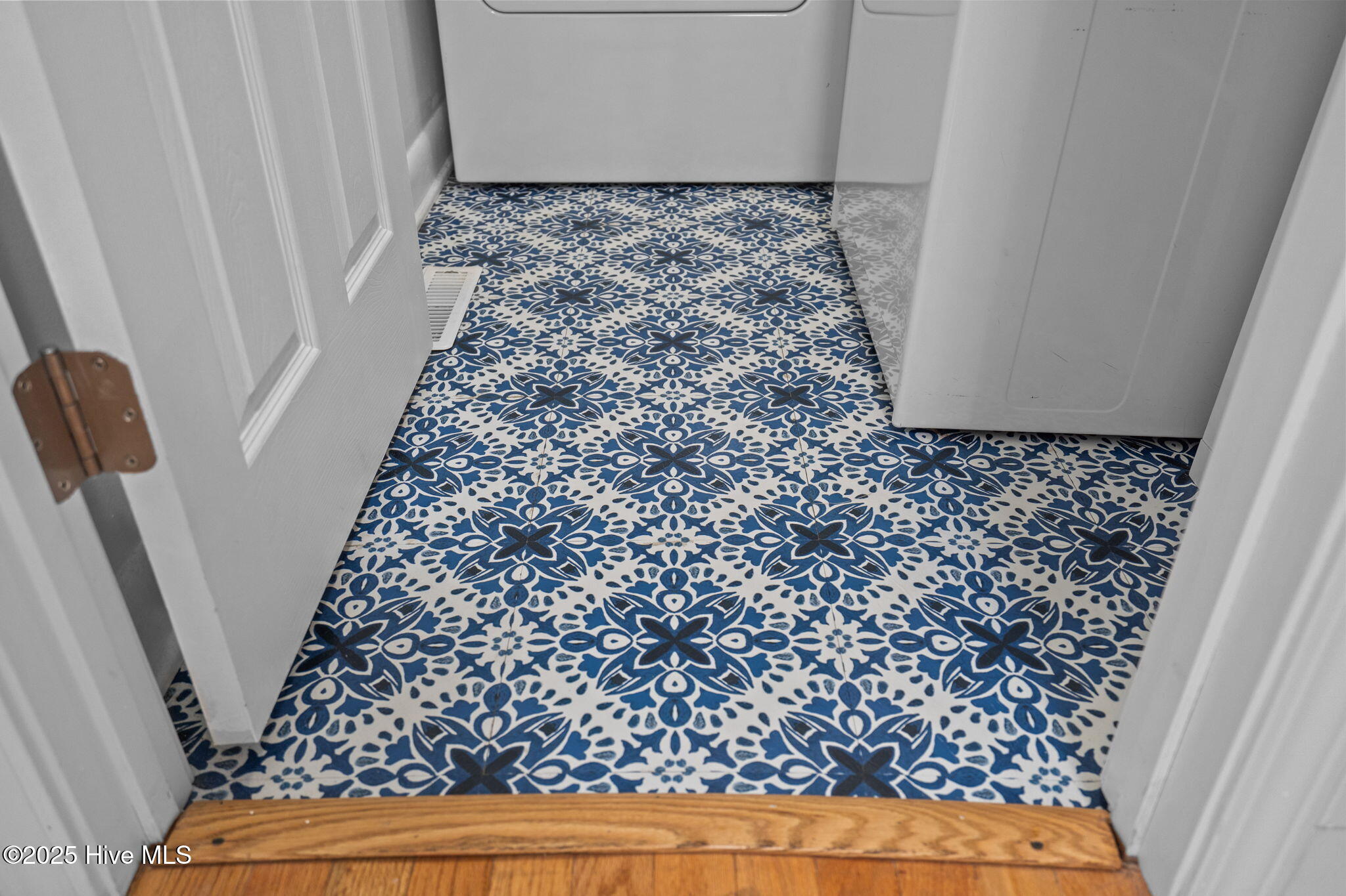 27 Foxfire Trace