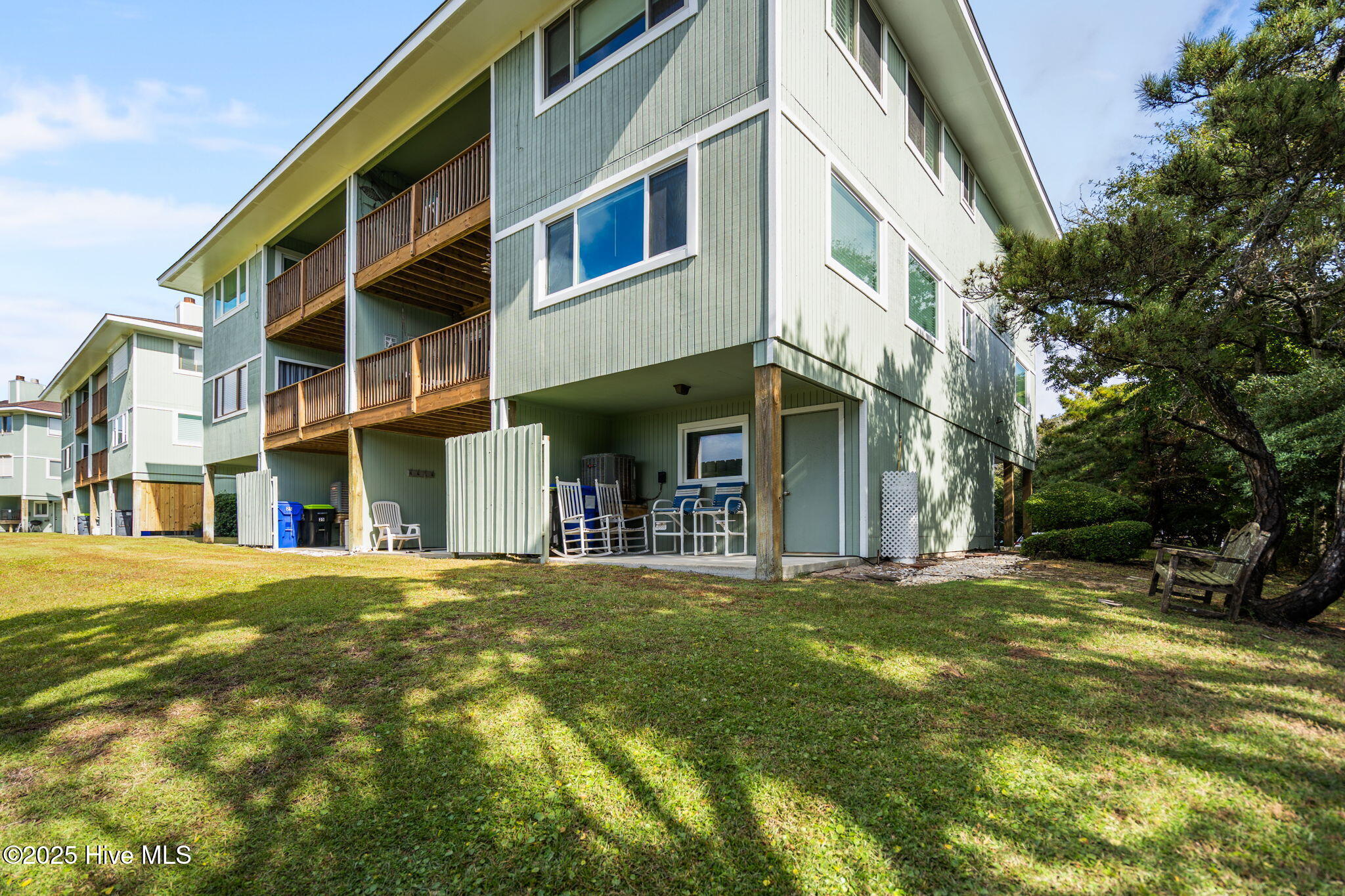 27 Foxfire Trace