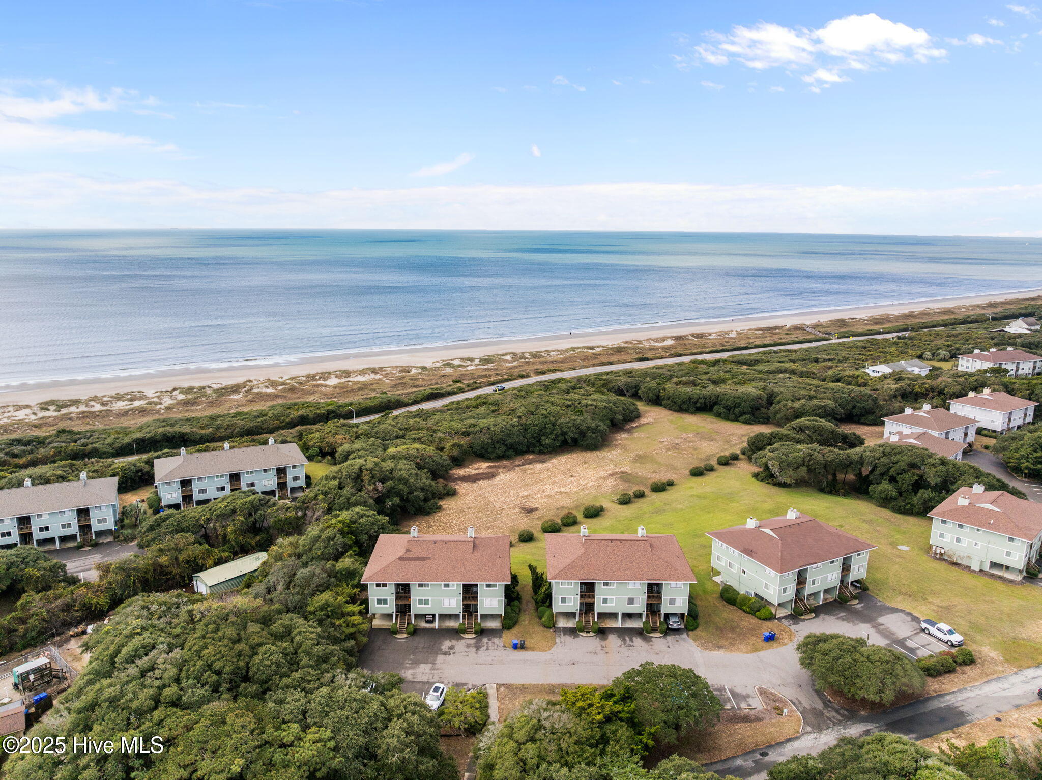 27 Foxfire Trace