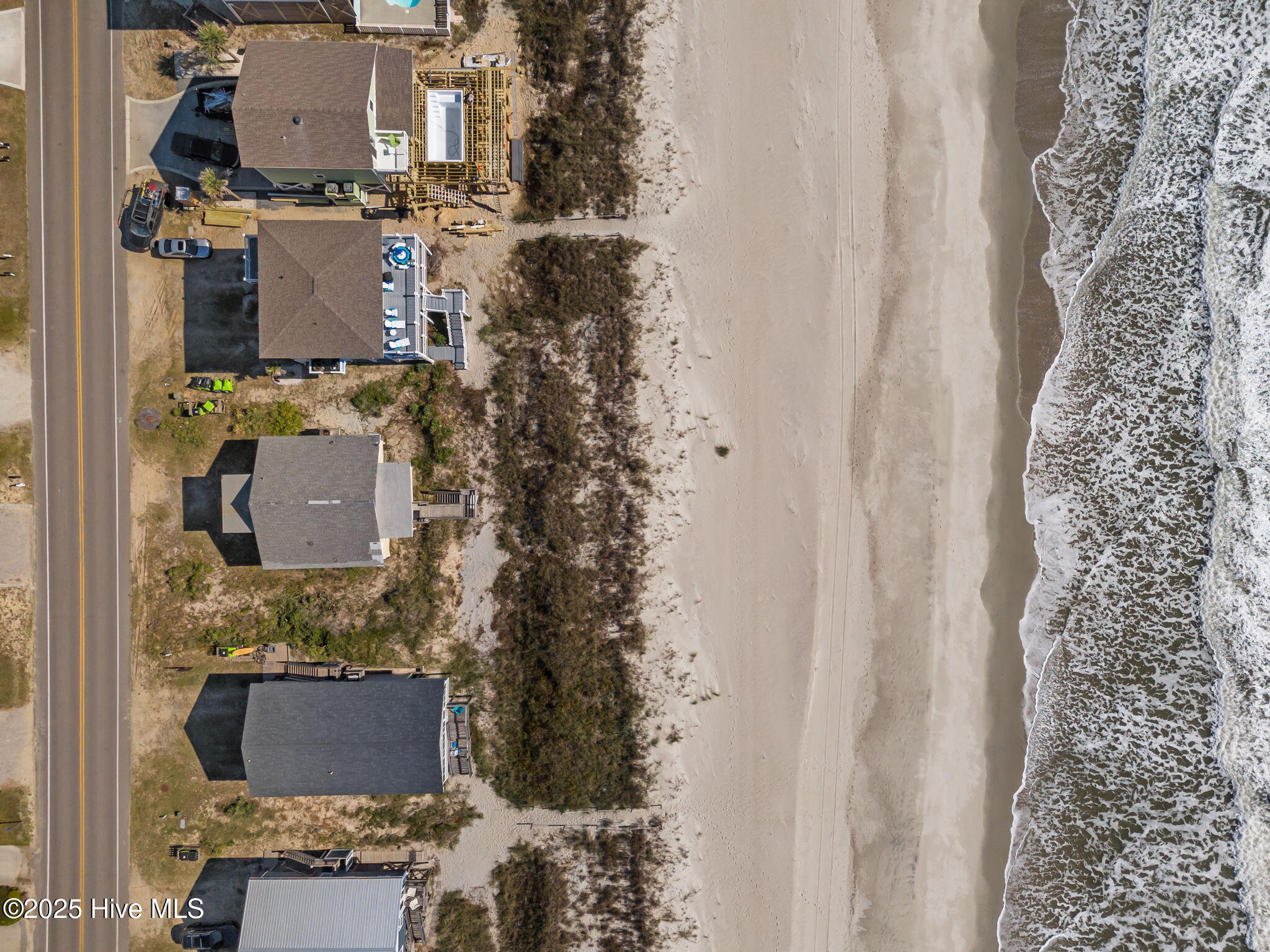 2011 W Beach Drive