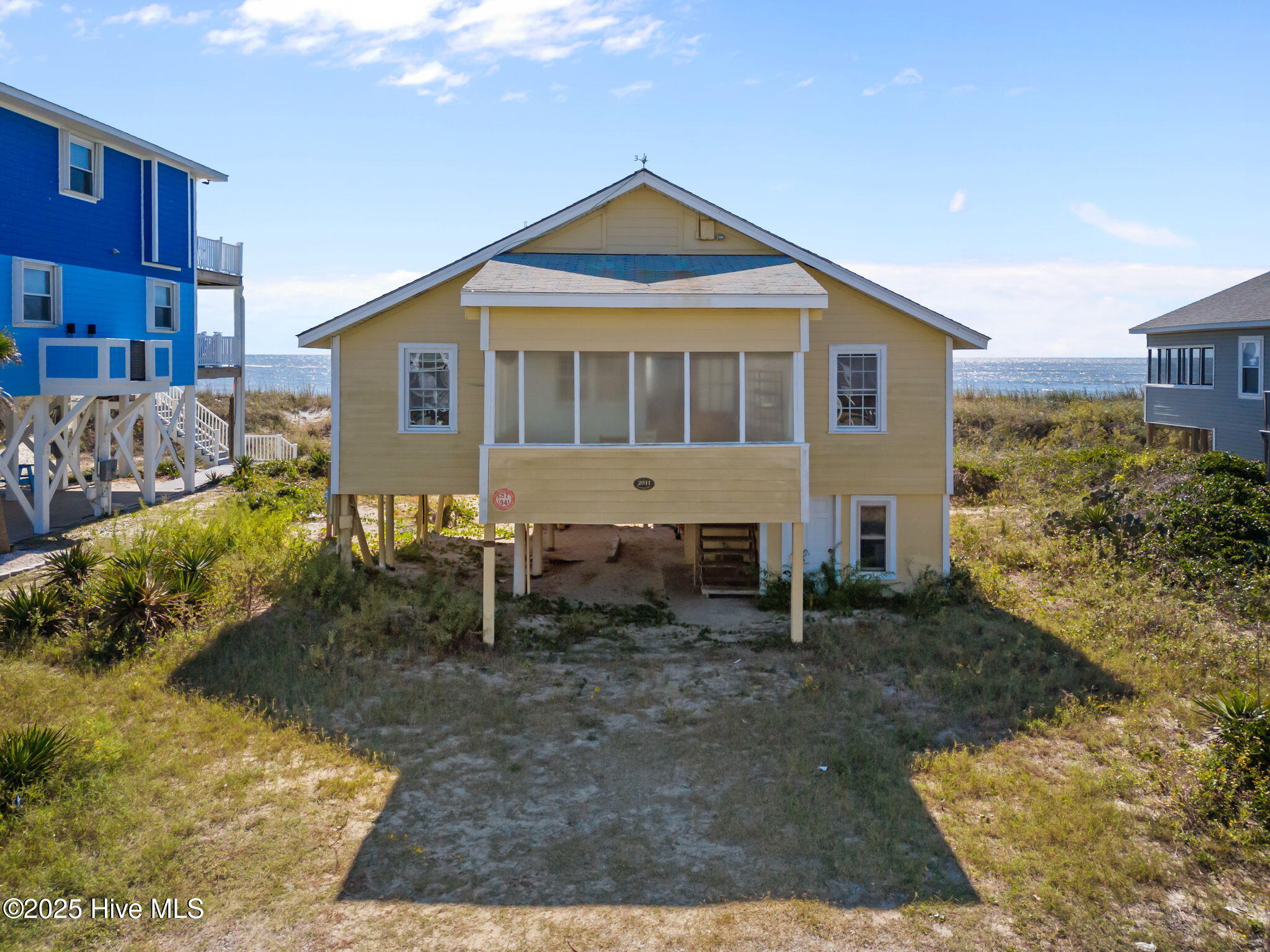 2011 W Beach Drive