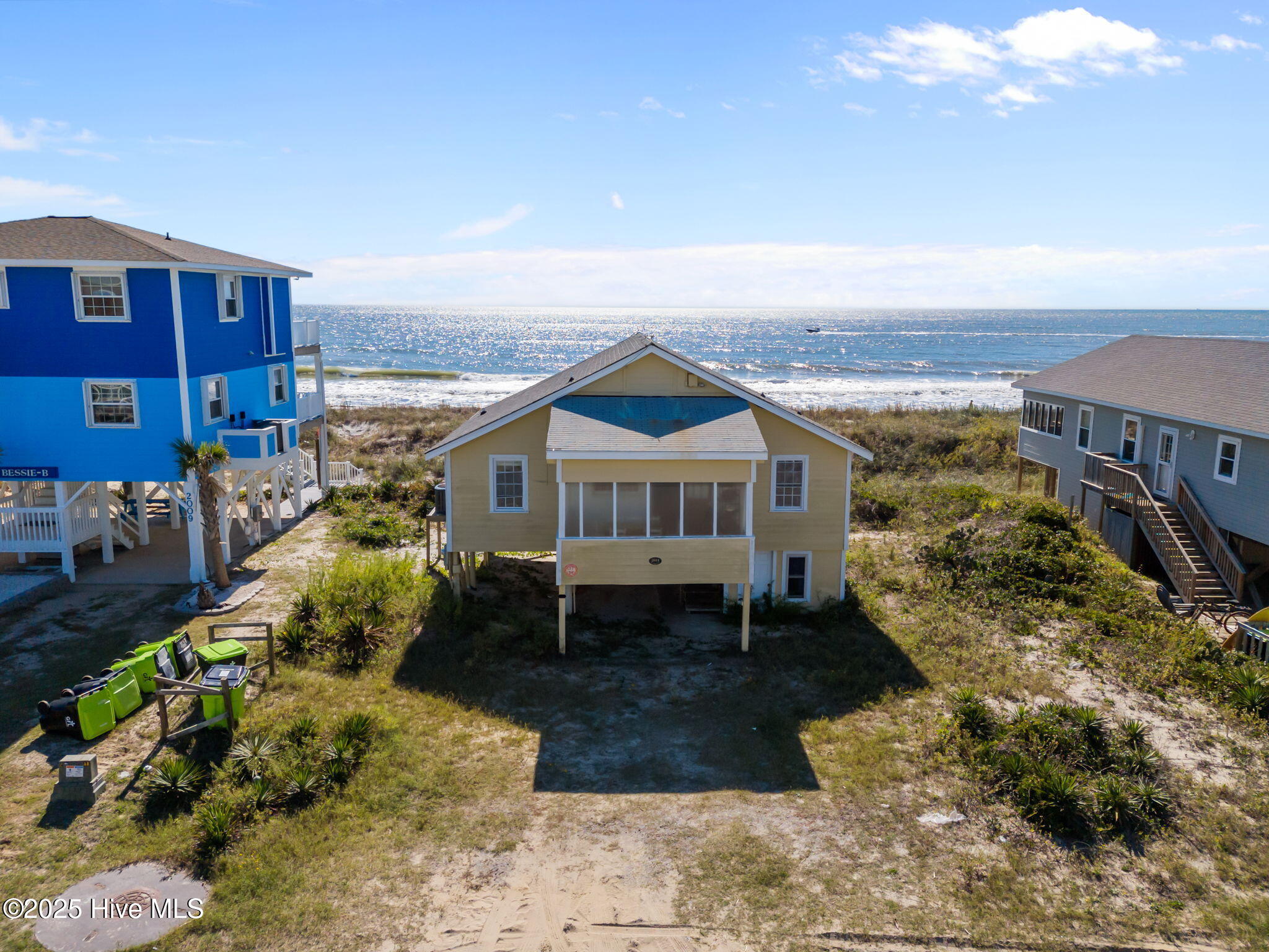 2011 W Beach Drive