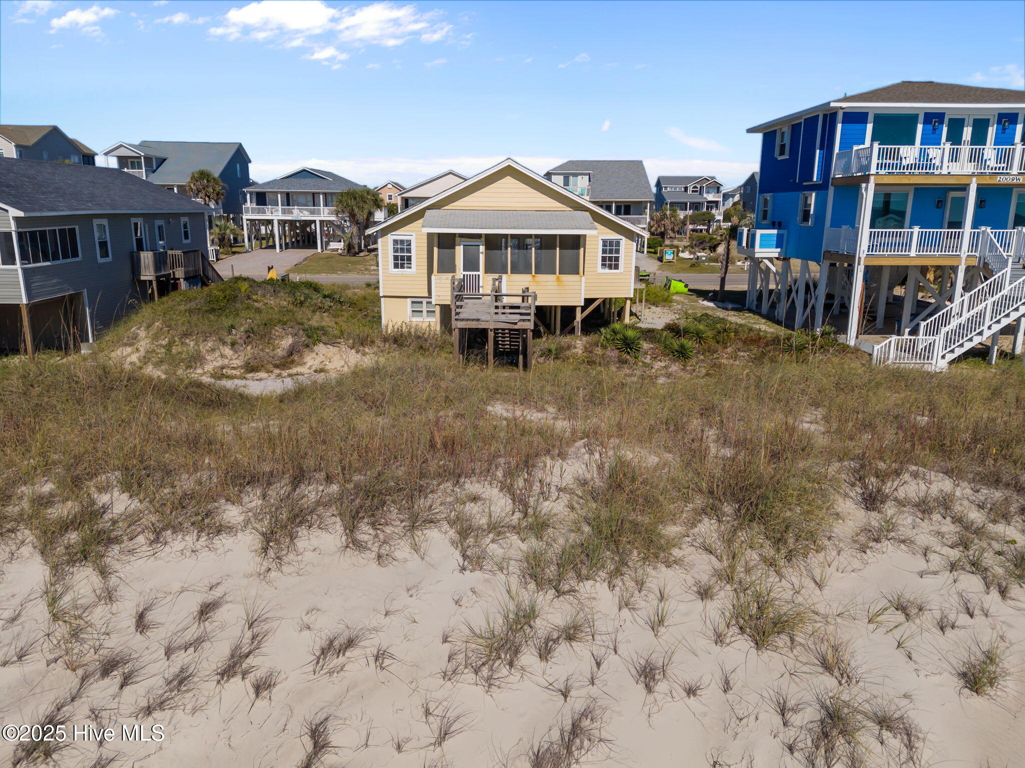 2011 W Beach Drive