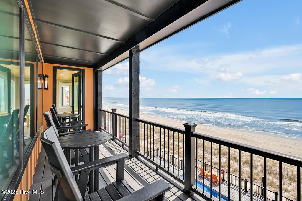 4213 W Beach Drive
