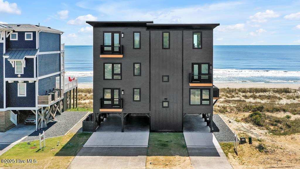 4213 W Beach Drive