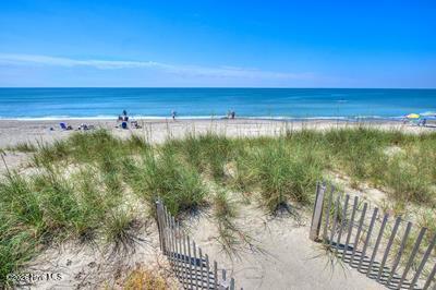 5103 W Beach Drive