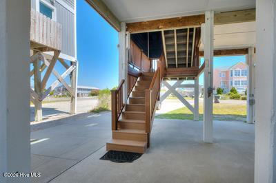 5103 W Beach Drive