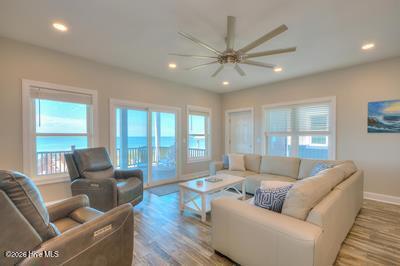 5103 W Beach Drive