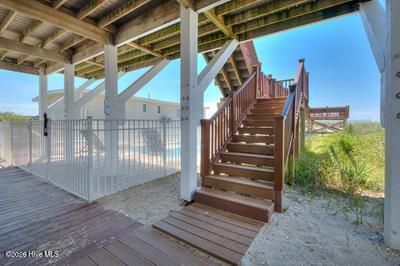 5103 W Beach Drive