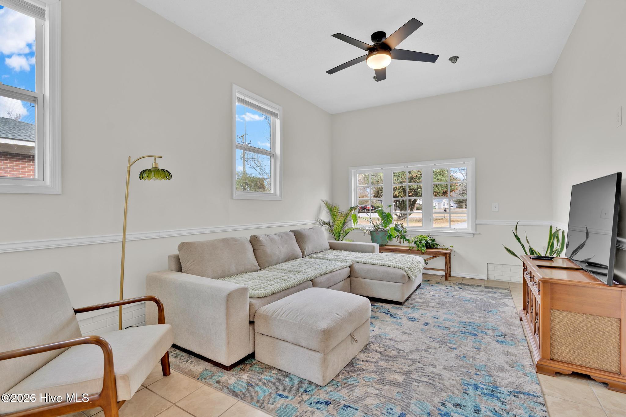 106 Green Meadows Drive