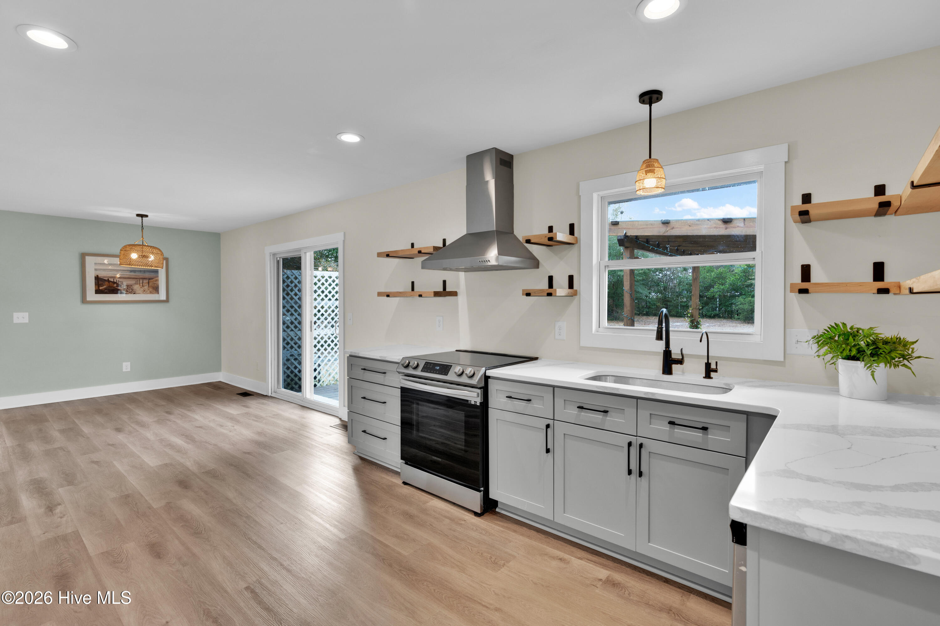 106 Green Meadows Drive