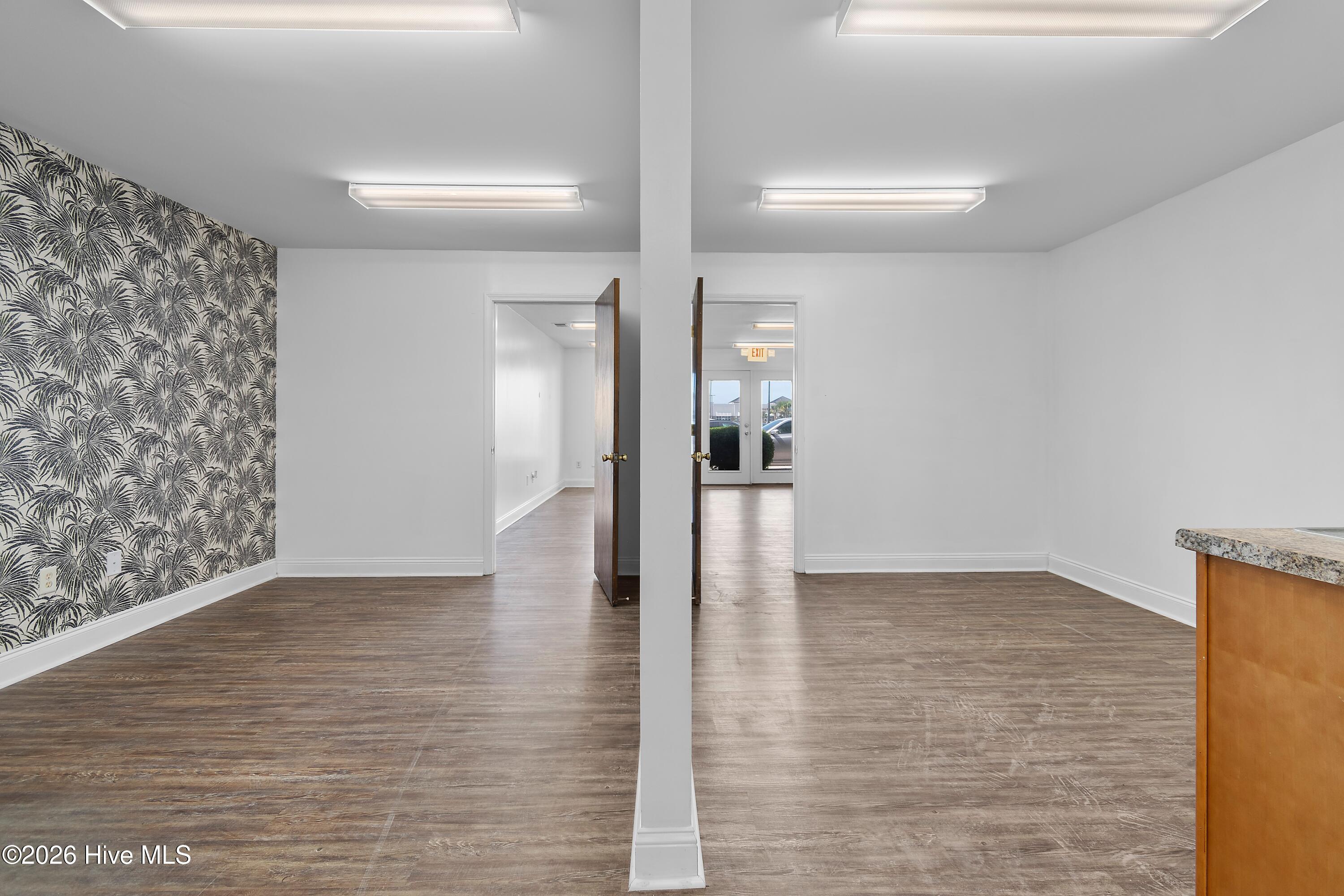 5016 E Oak Island Drive Apt 2