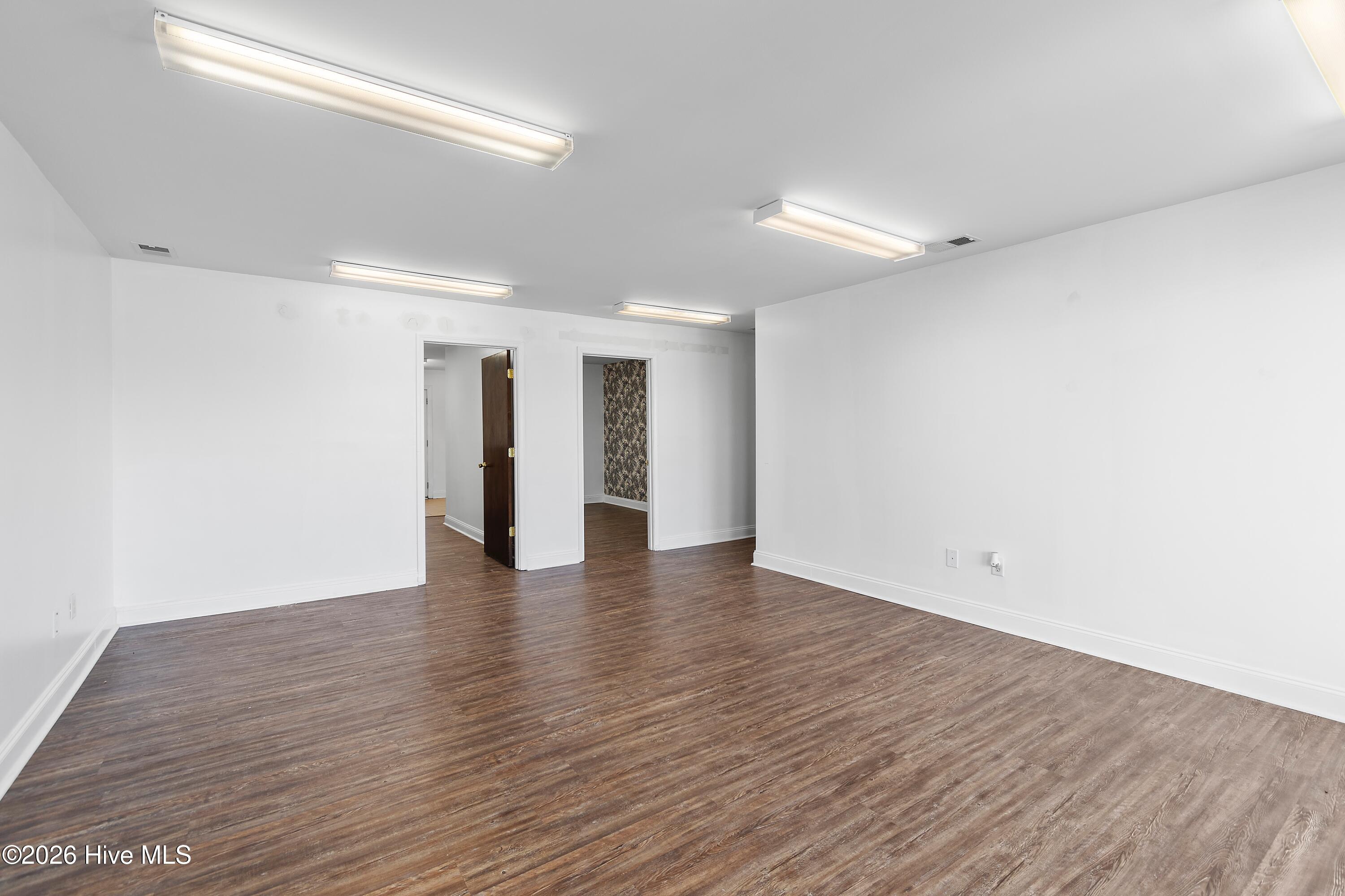 5016 E Oak Island Drive Apt 2