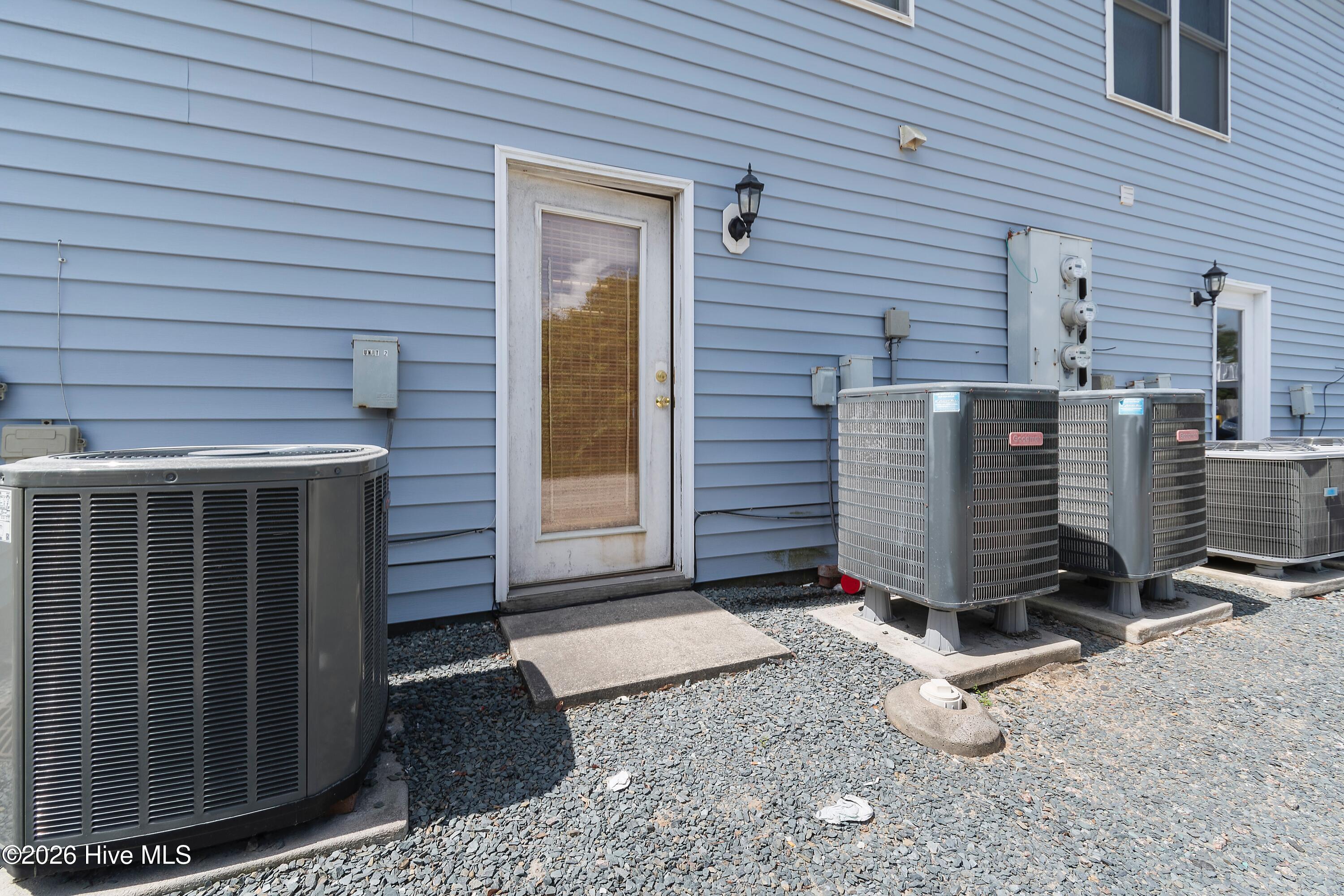 5016 E Oak Island Drive Apt 2