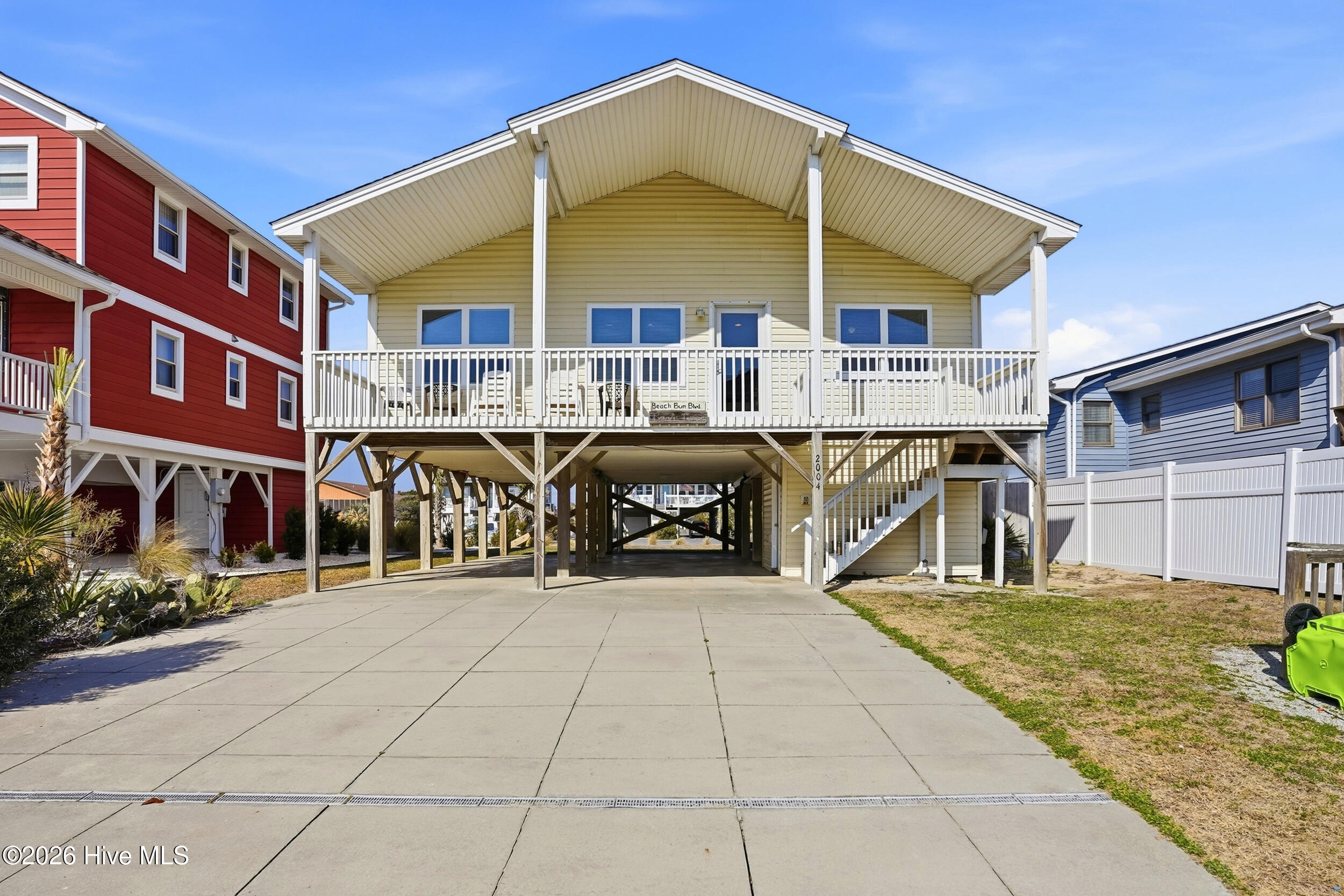 2004 W Beach Drive