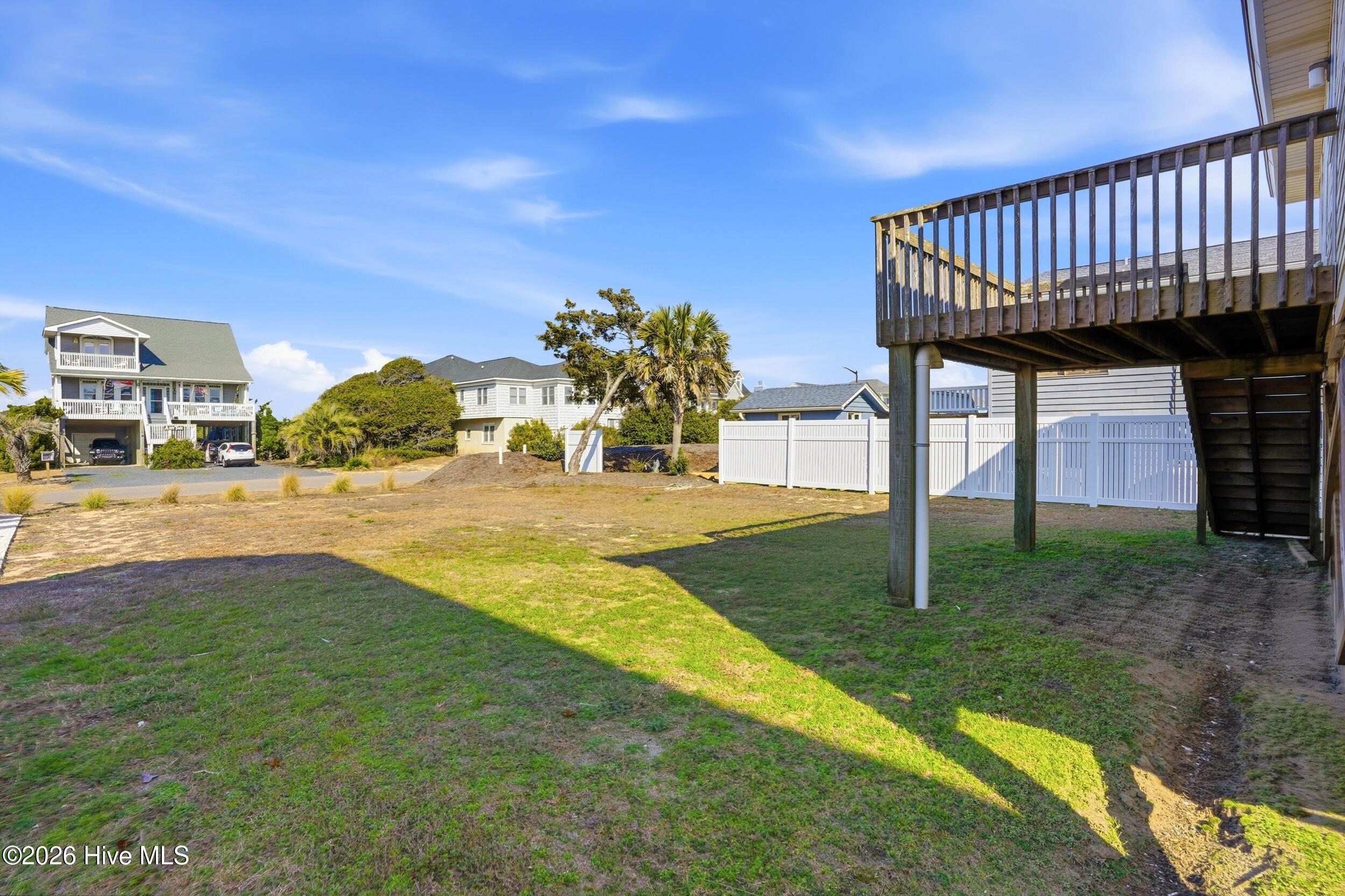 2004 W Beach Drive