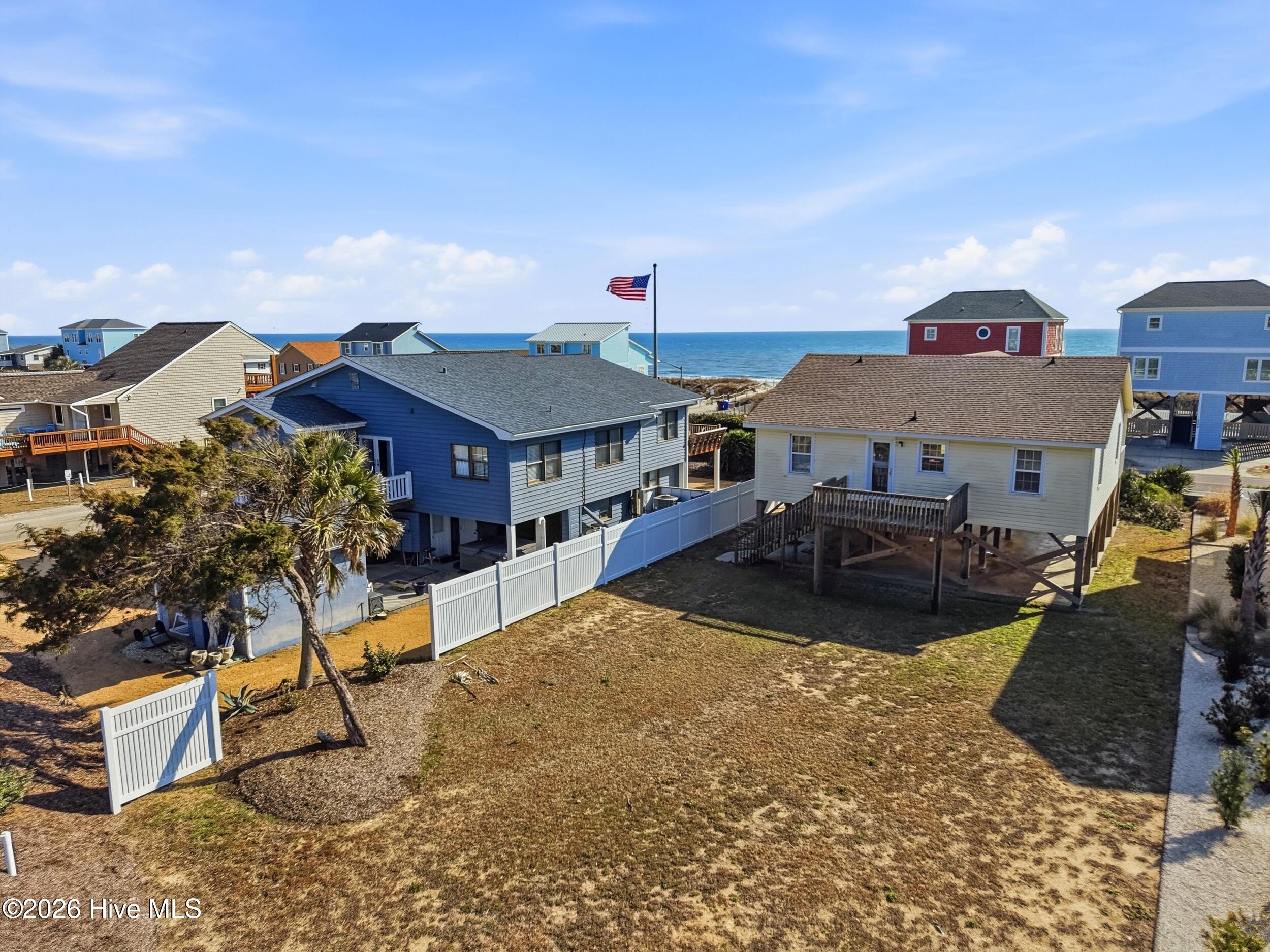 2004 W Beach Drive