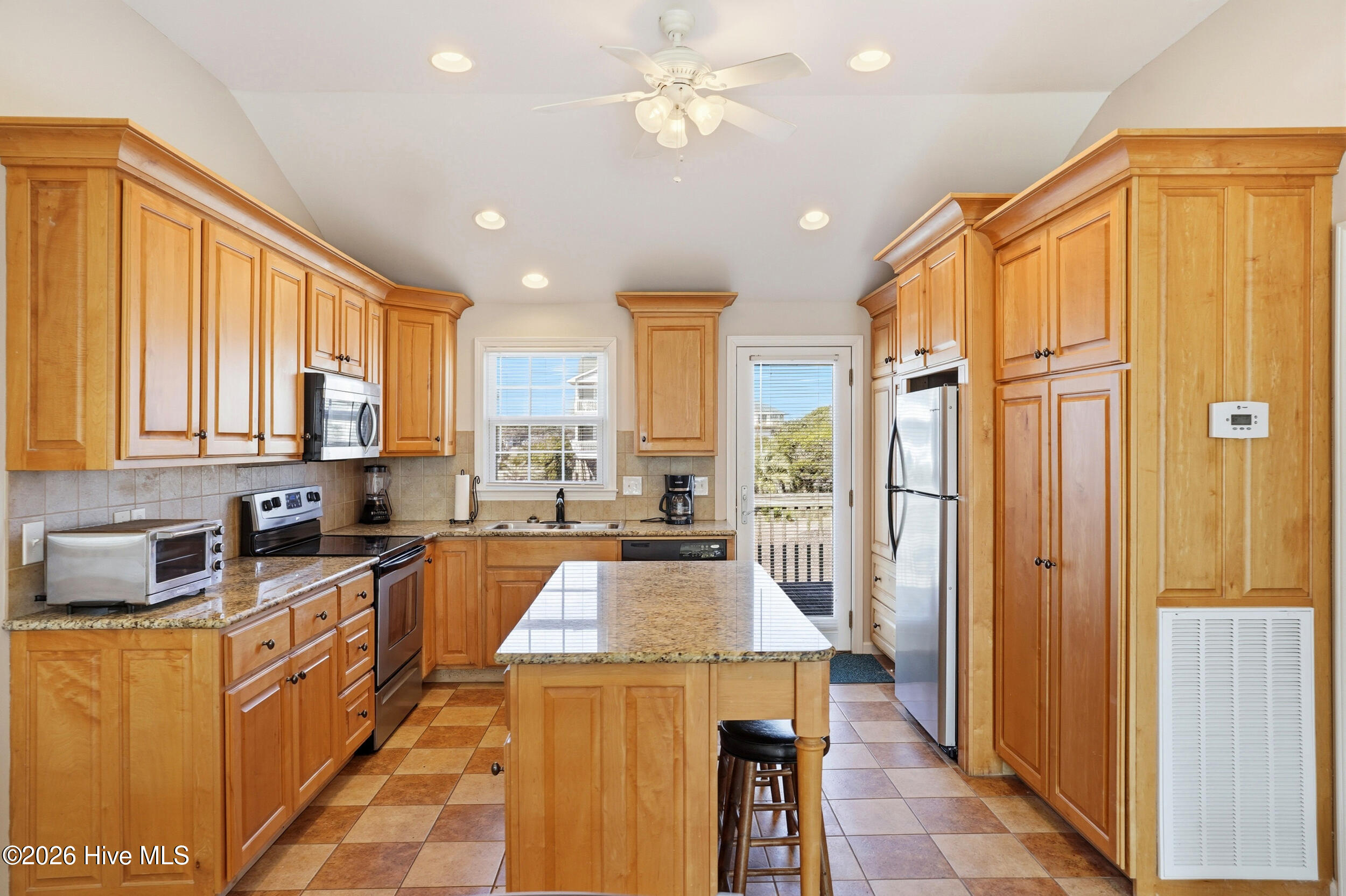 2004 W Beach Drive