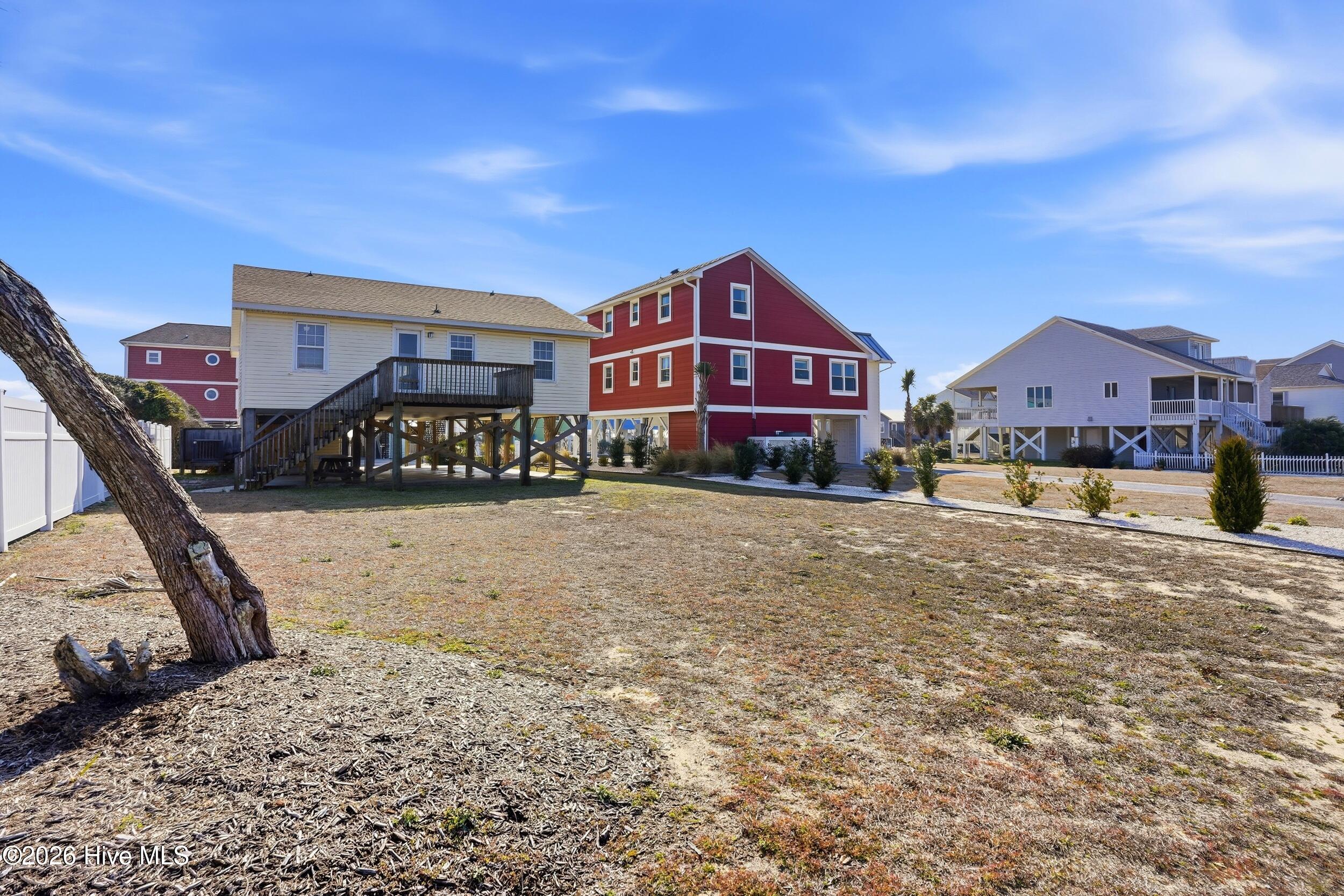 2004 W Beach Drive