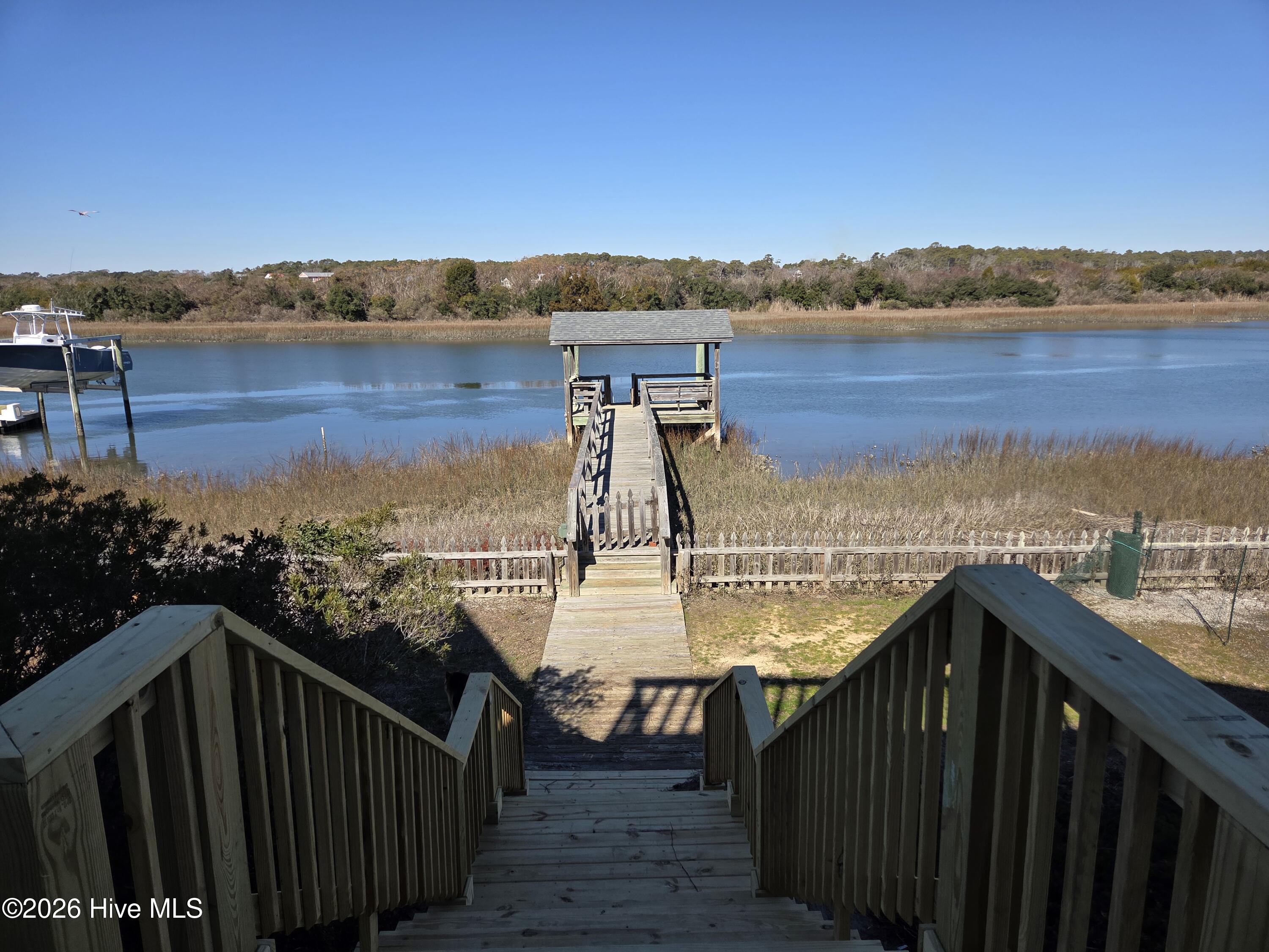 3608 Shoreline Drive