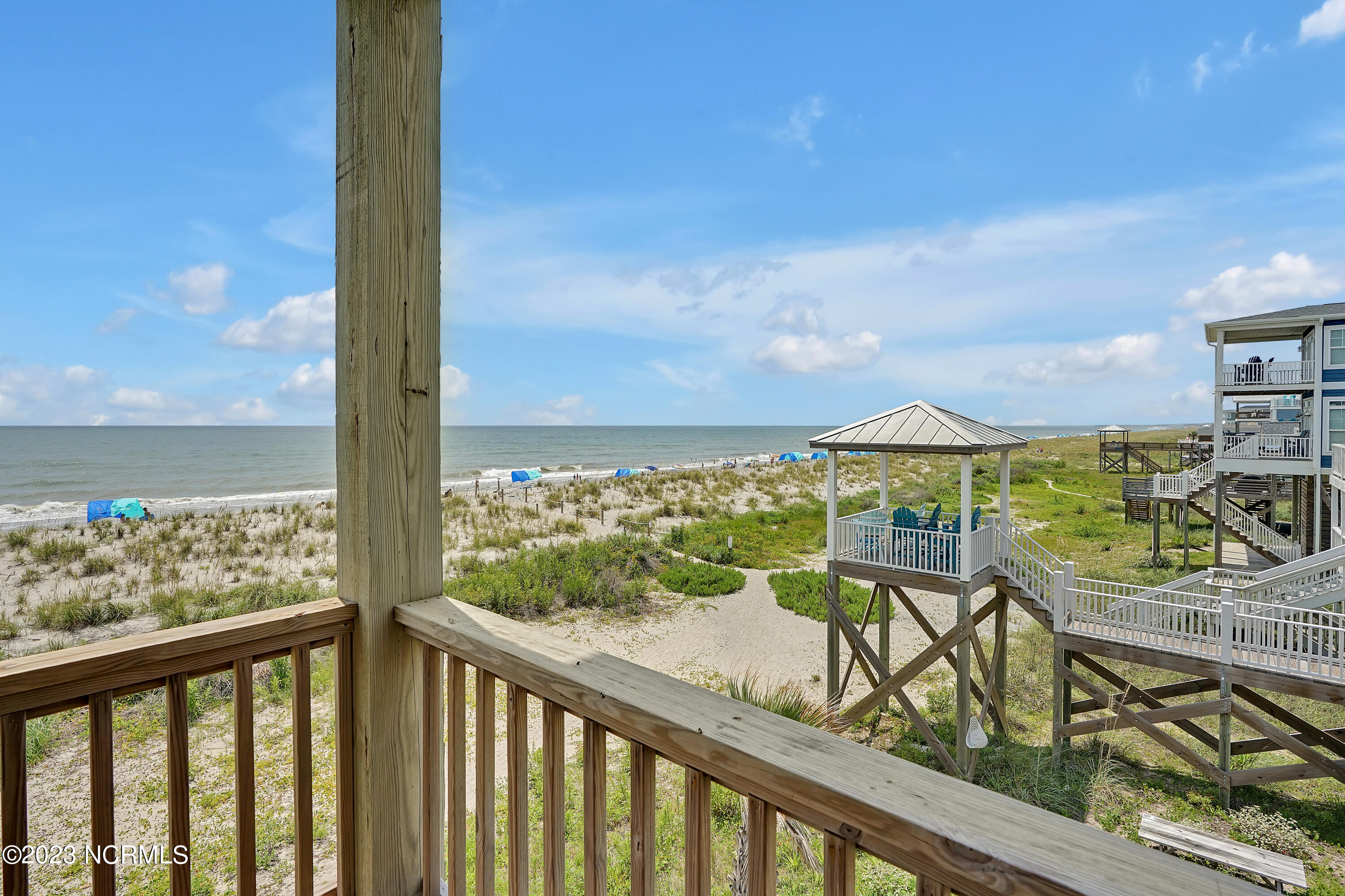 4019 E Beach Drive