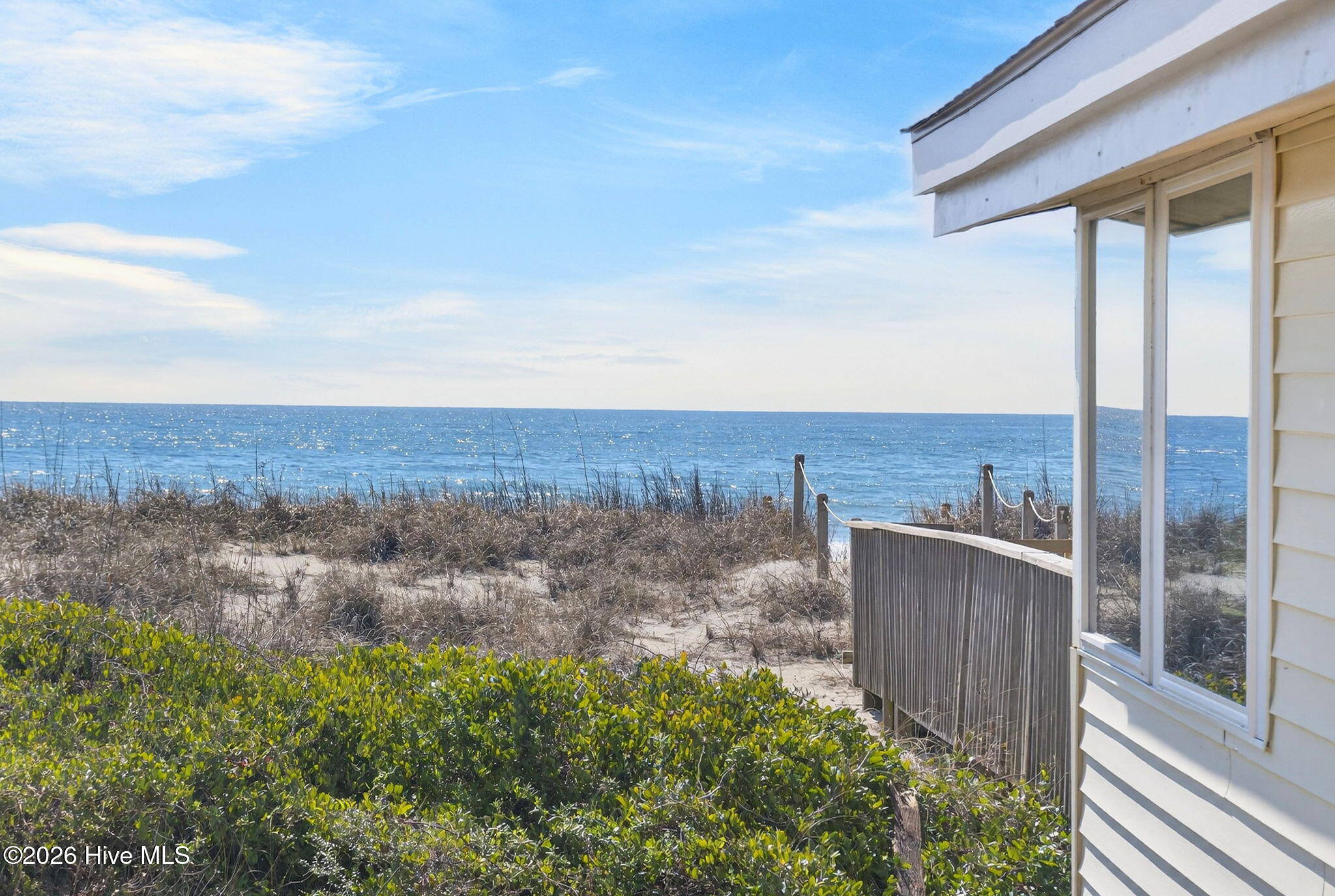 2521 W Beach Drive