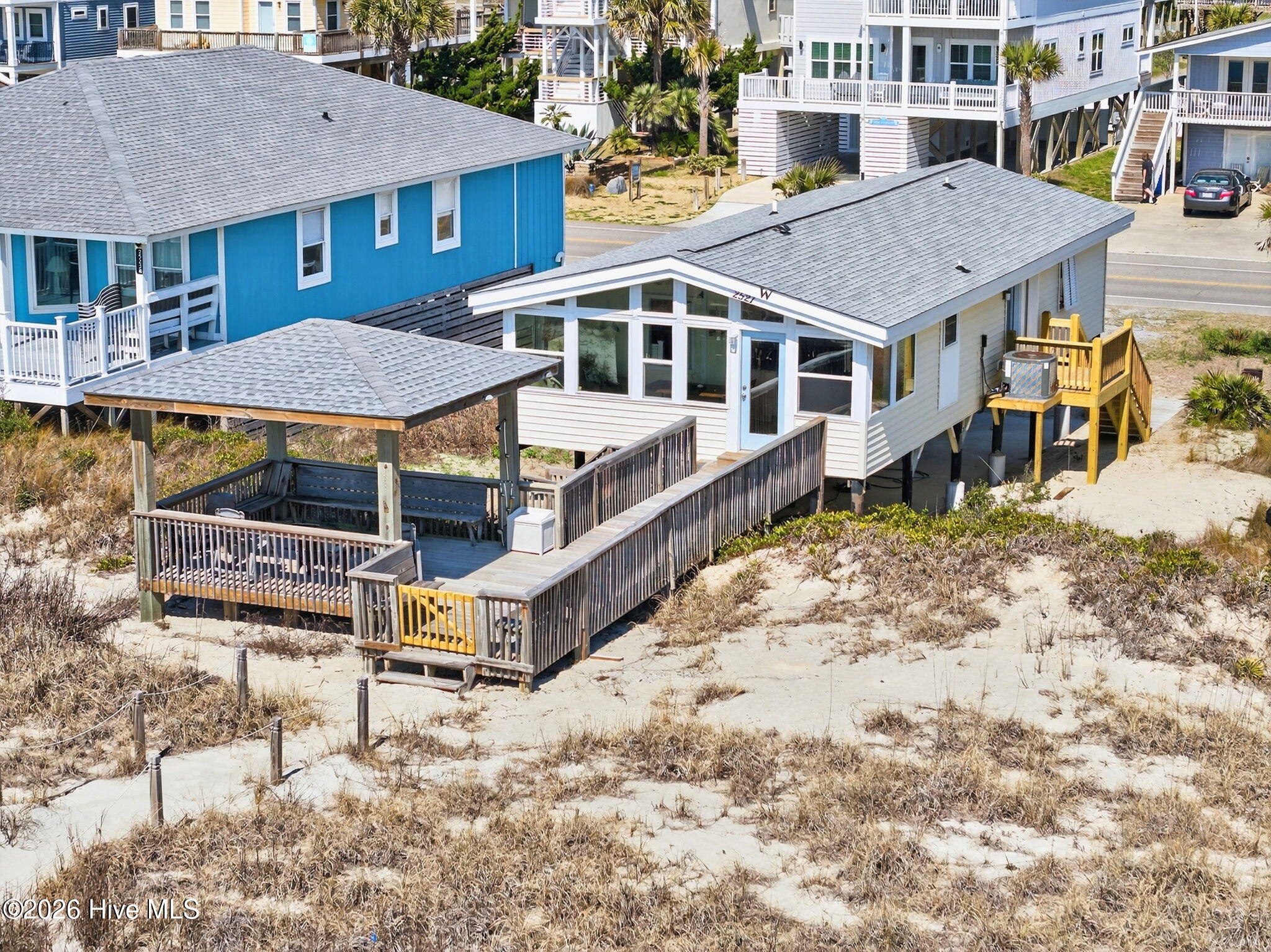 2521 W Beach Drive