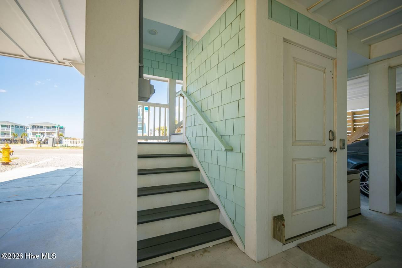 5429 W Beach Drive