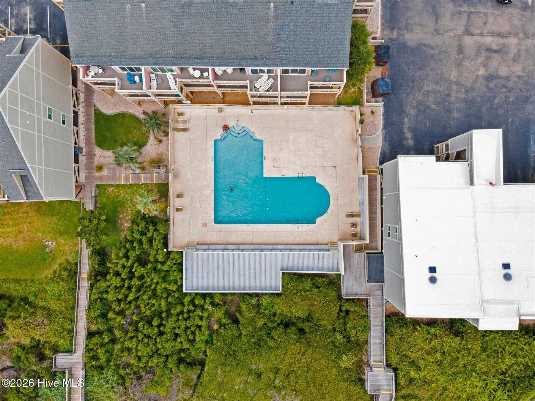 1000 Caswell Beach Road 302