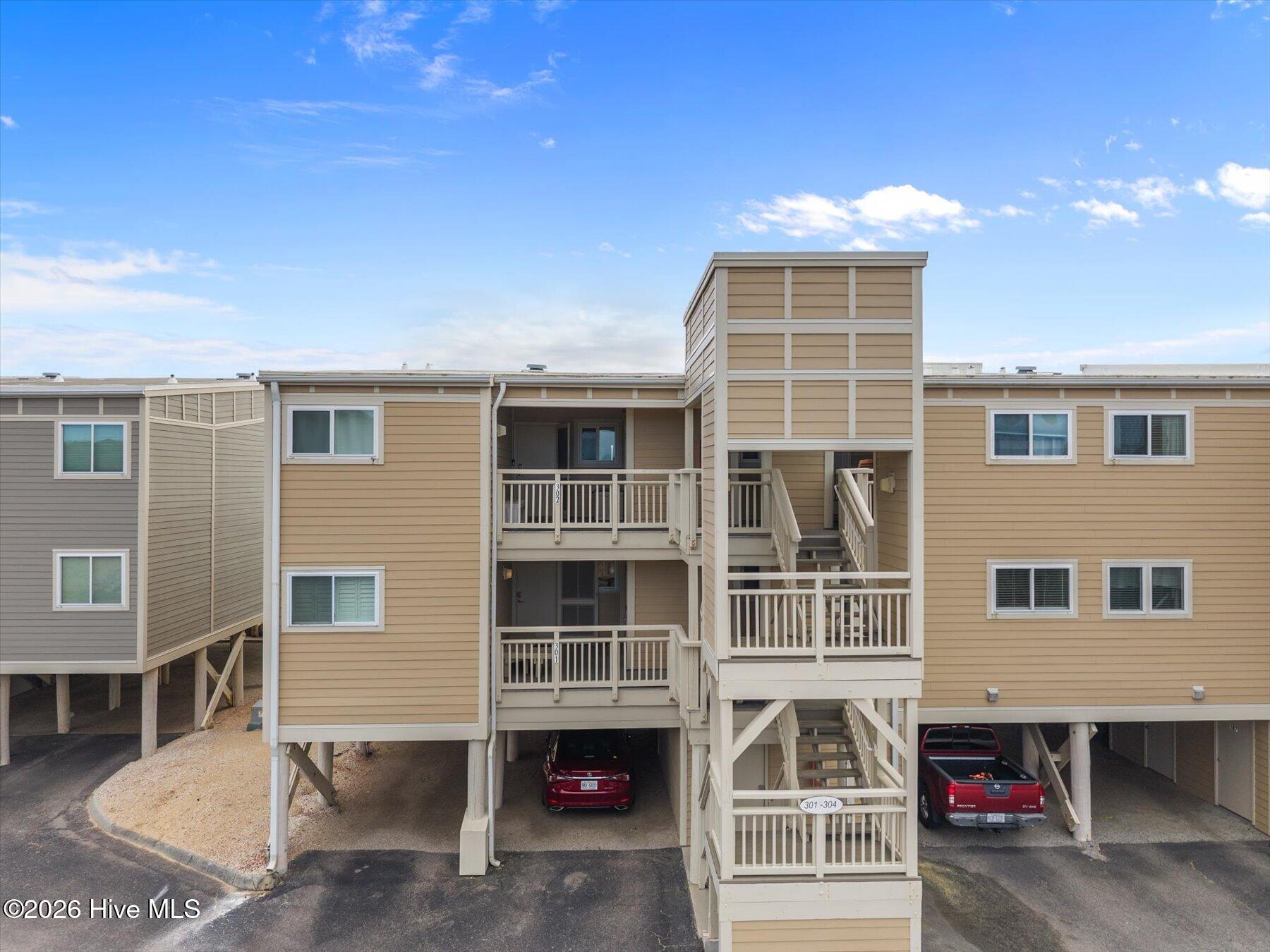 1000 Caswell Beach Road 302
