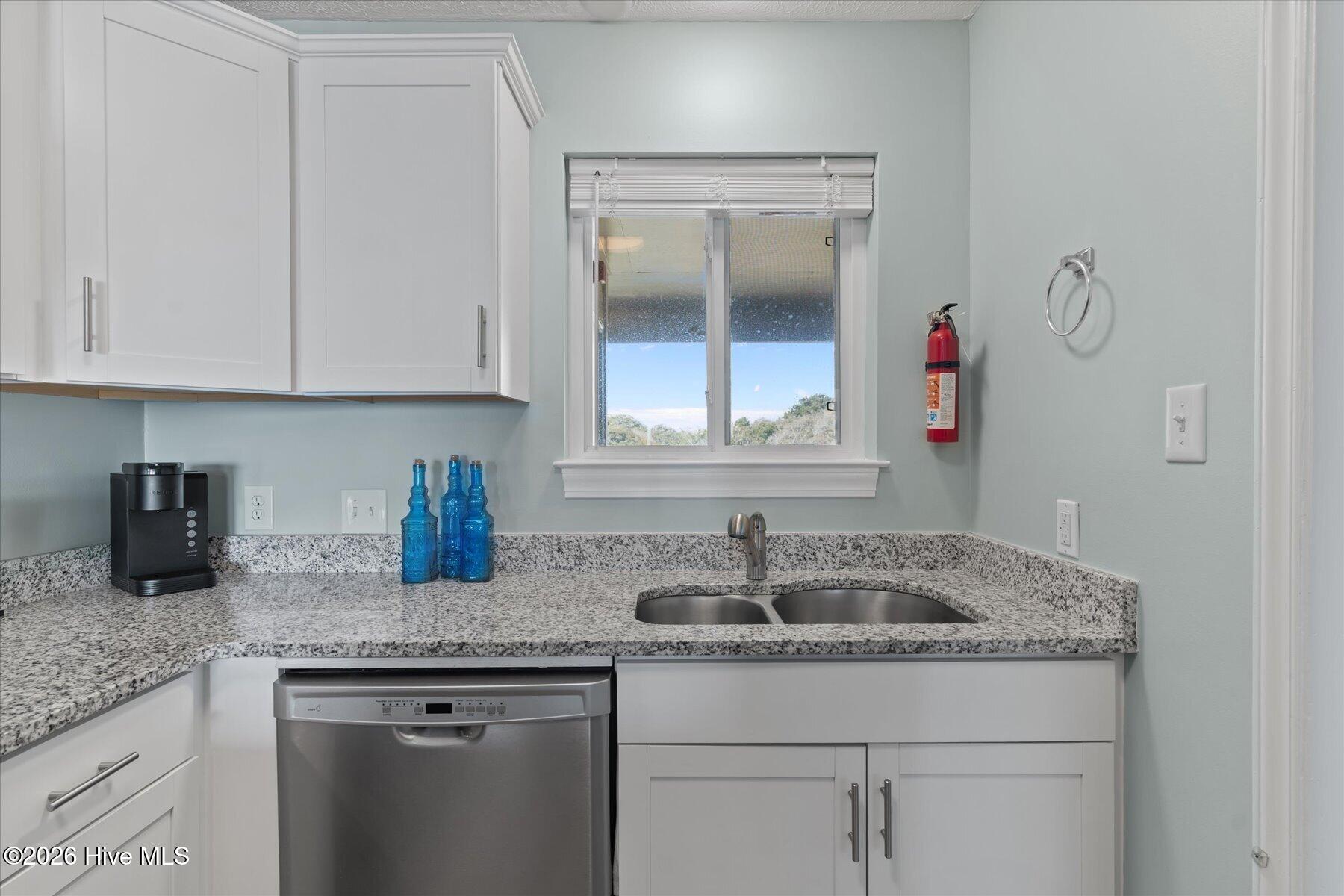 1000 Caswell Beach Road 302